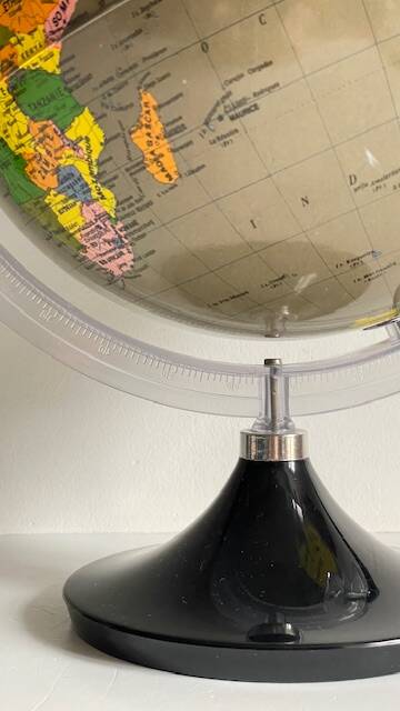 Illuminated terrestrial globe made in italy