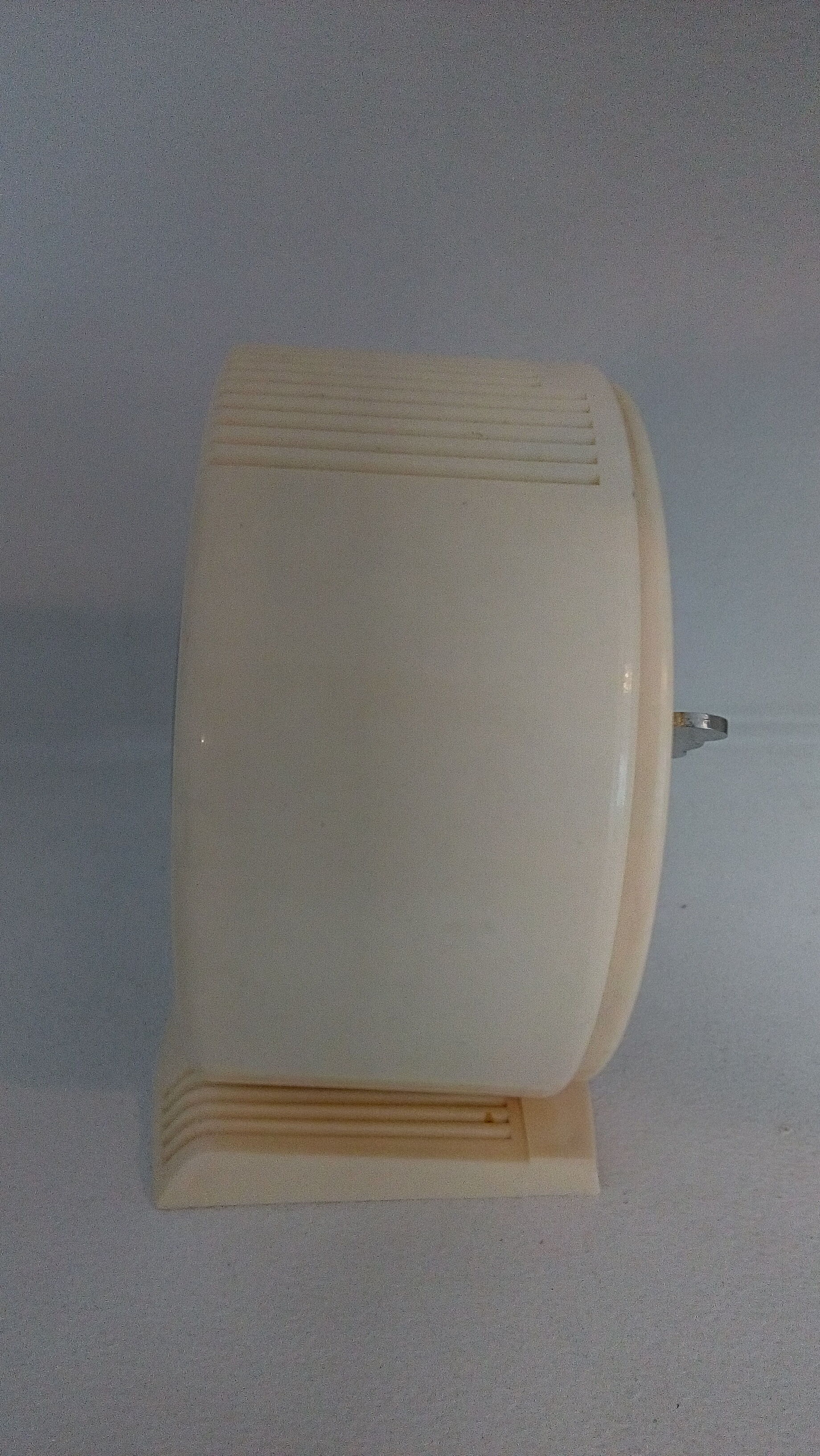 Awakening Jaz bakelite cream