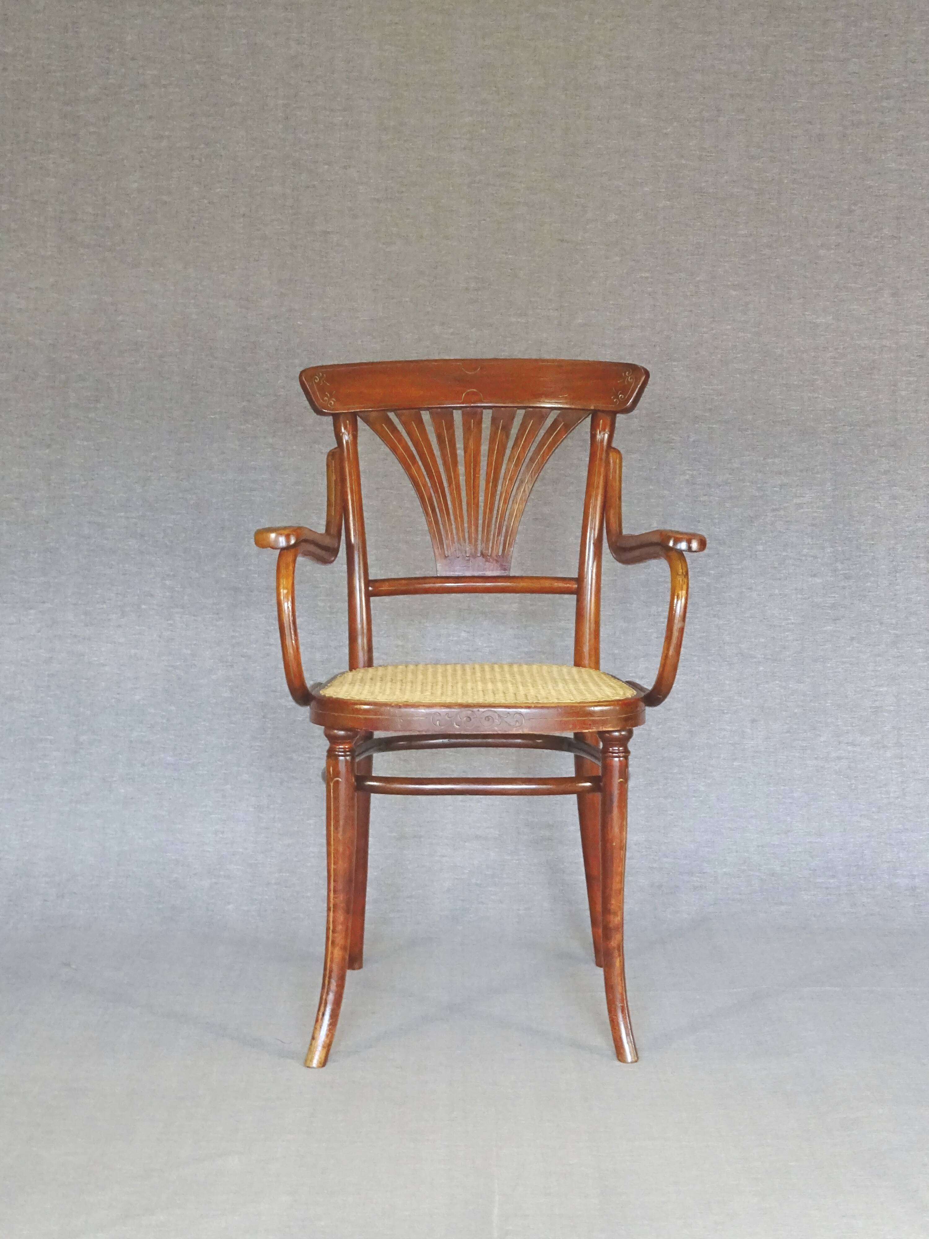 Thonet armchair No. 221, "bronze" inlays 1905 perfect caning