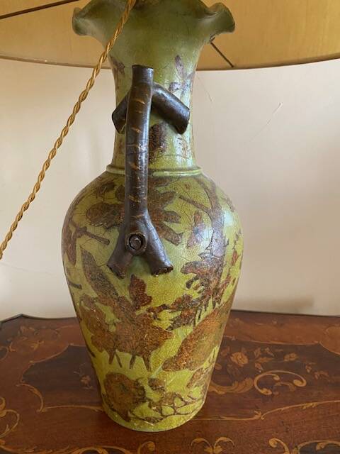 Cracked ceramic lamp