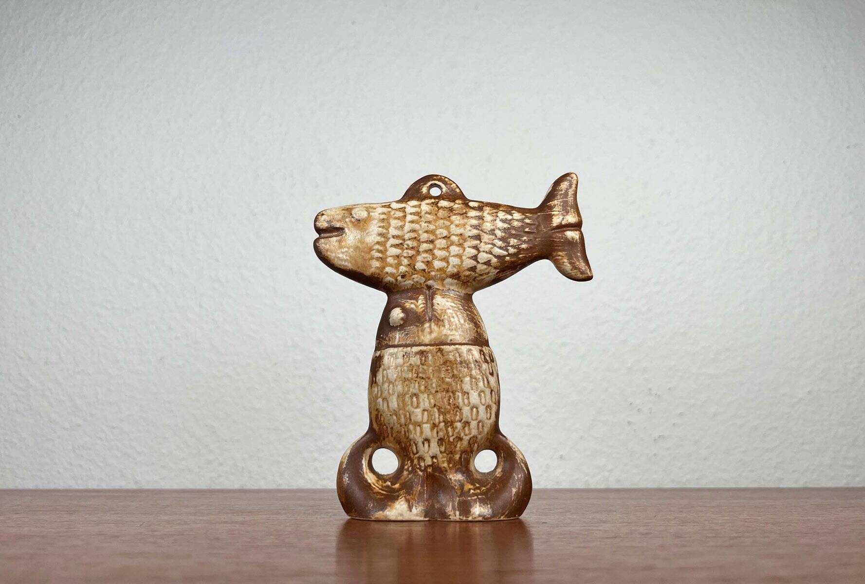 Decorative fish holder in studio pottery by Haico Nitzsche for Søholm, 1960s.