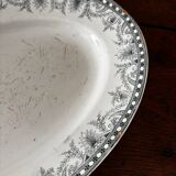 Flat iron earth mill of the wolves Wilbur