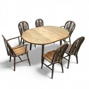 A slightly weathered Windsor wheelback dining set (7) by Oirschotse Meubelindustrie 1950s