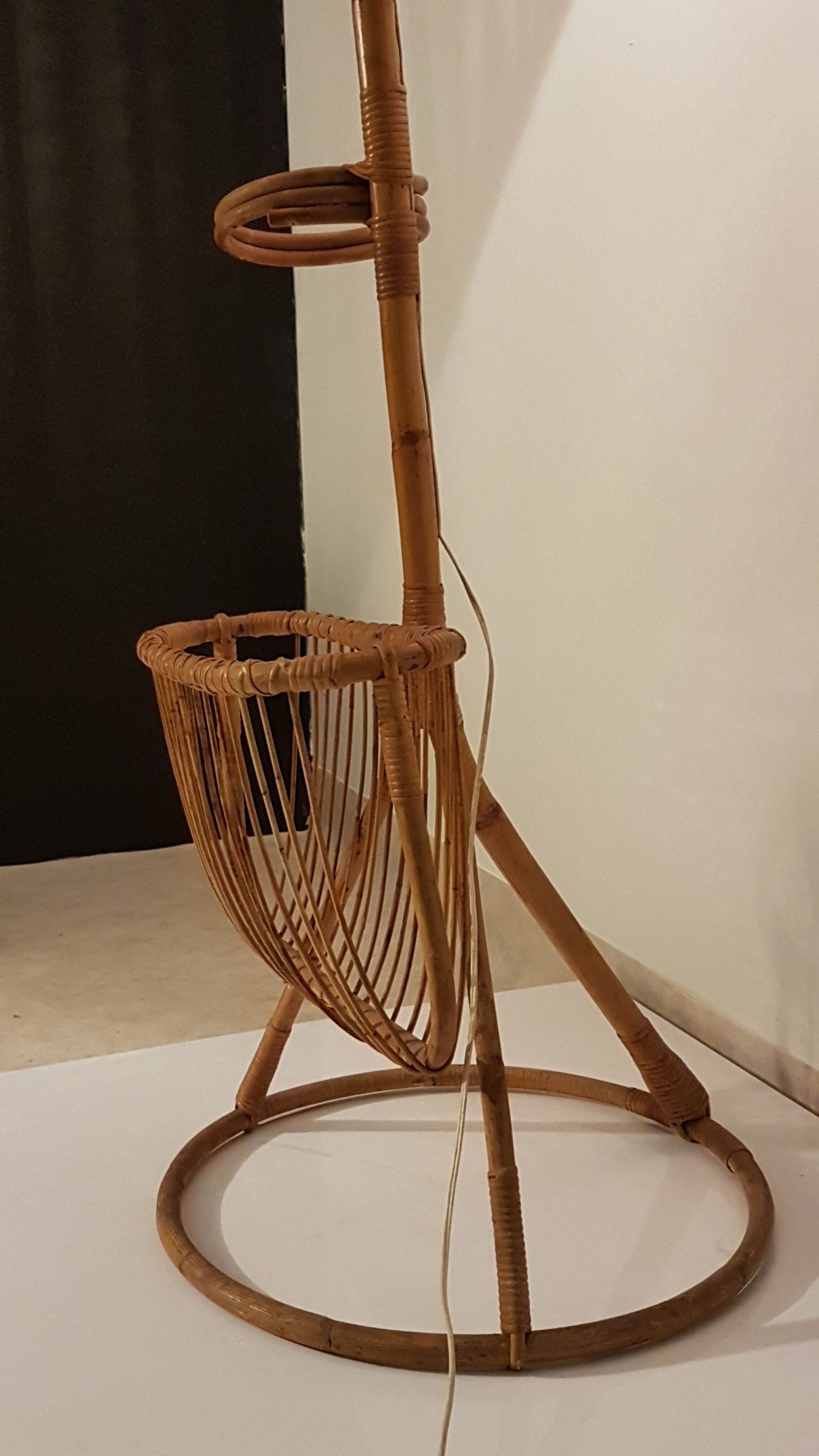 Rattan lamppost period 1960