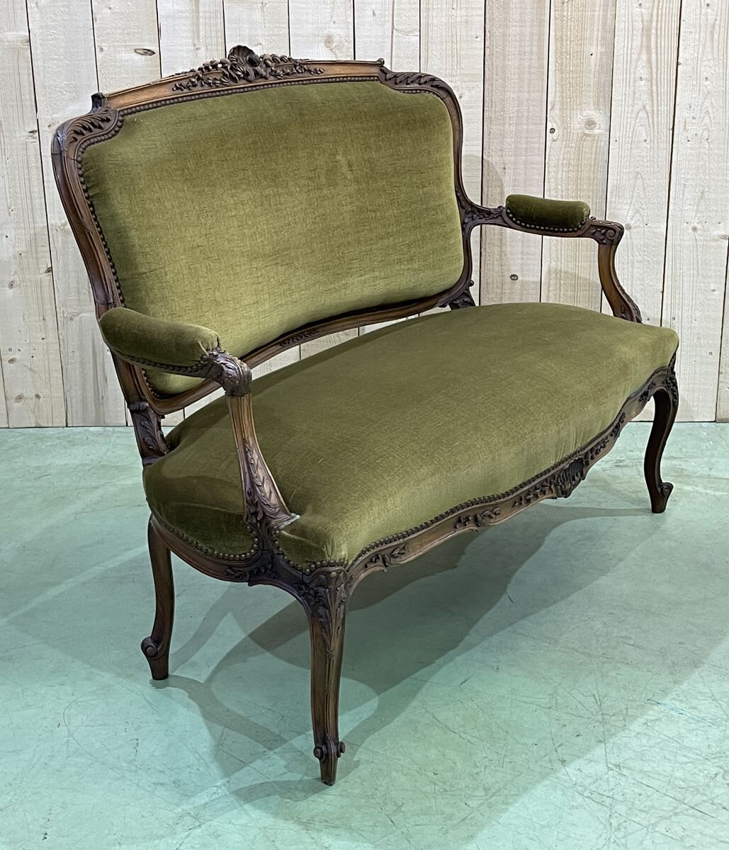 Early 20th century louis XV style bench in walnut