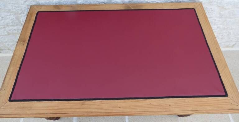 Antique desk with 2 drawers and burgundy faux leather top - Very good condition -