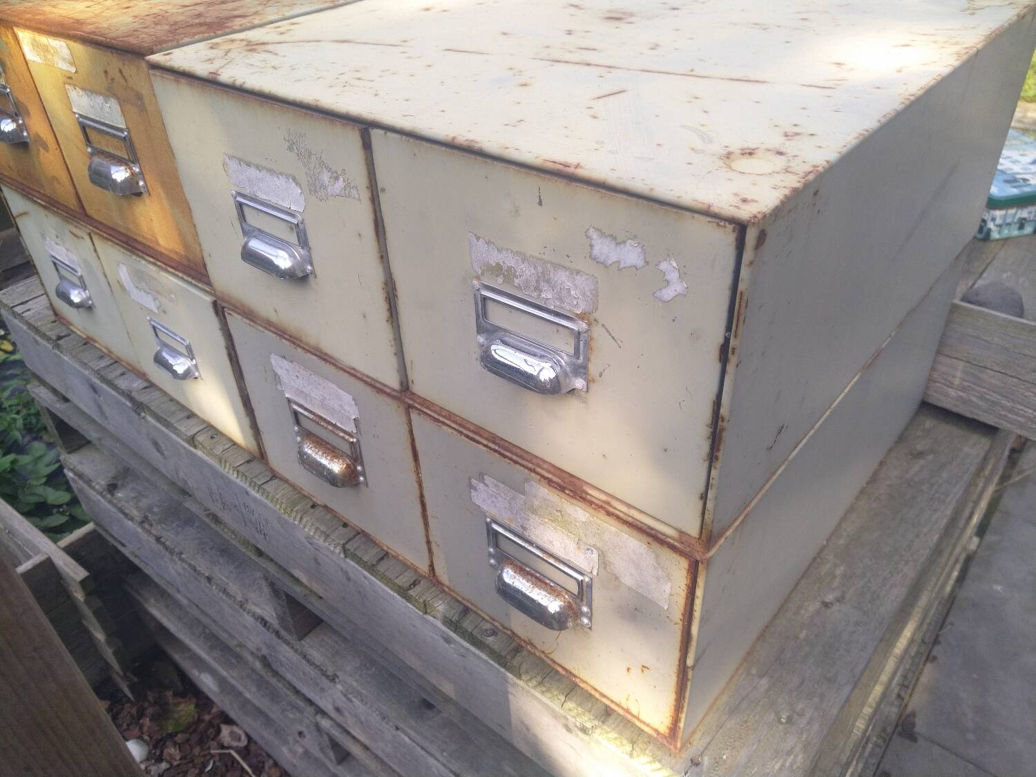 Paire de tiroirs en métal - Ensemble de 4