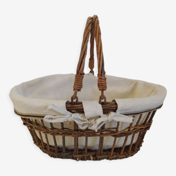 Panier en osier vintage