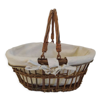 Panier en osier vintage