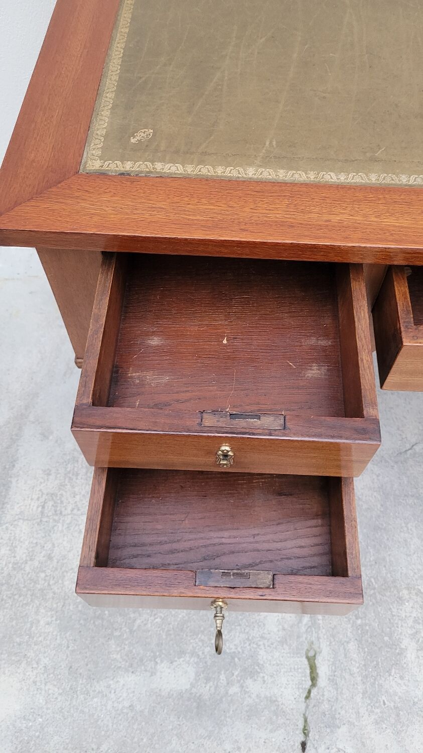 Louis XVI style flat desk in 19th century mahogany