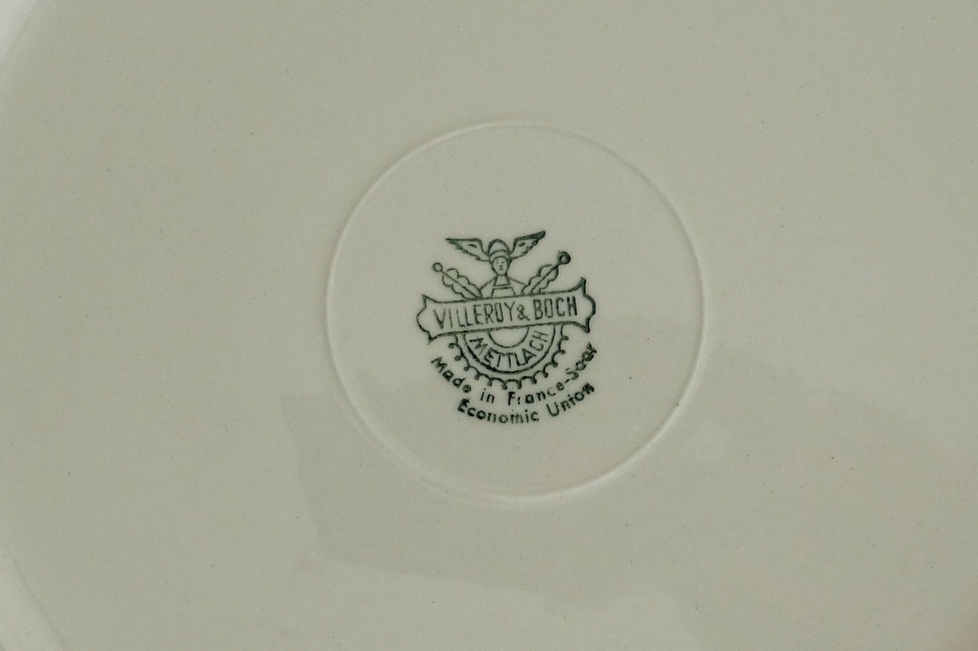 Set of 10 flat plates Villeroy and Boch, vintage Mettlach