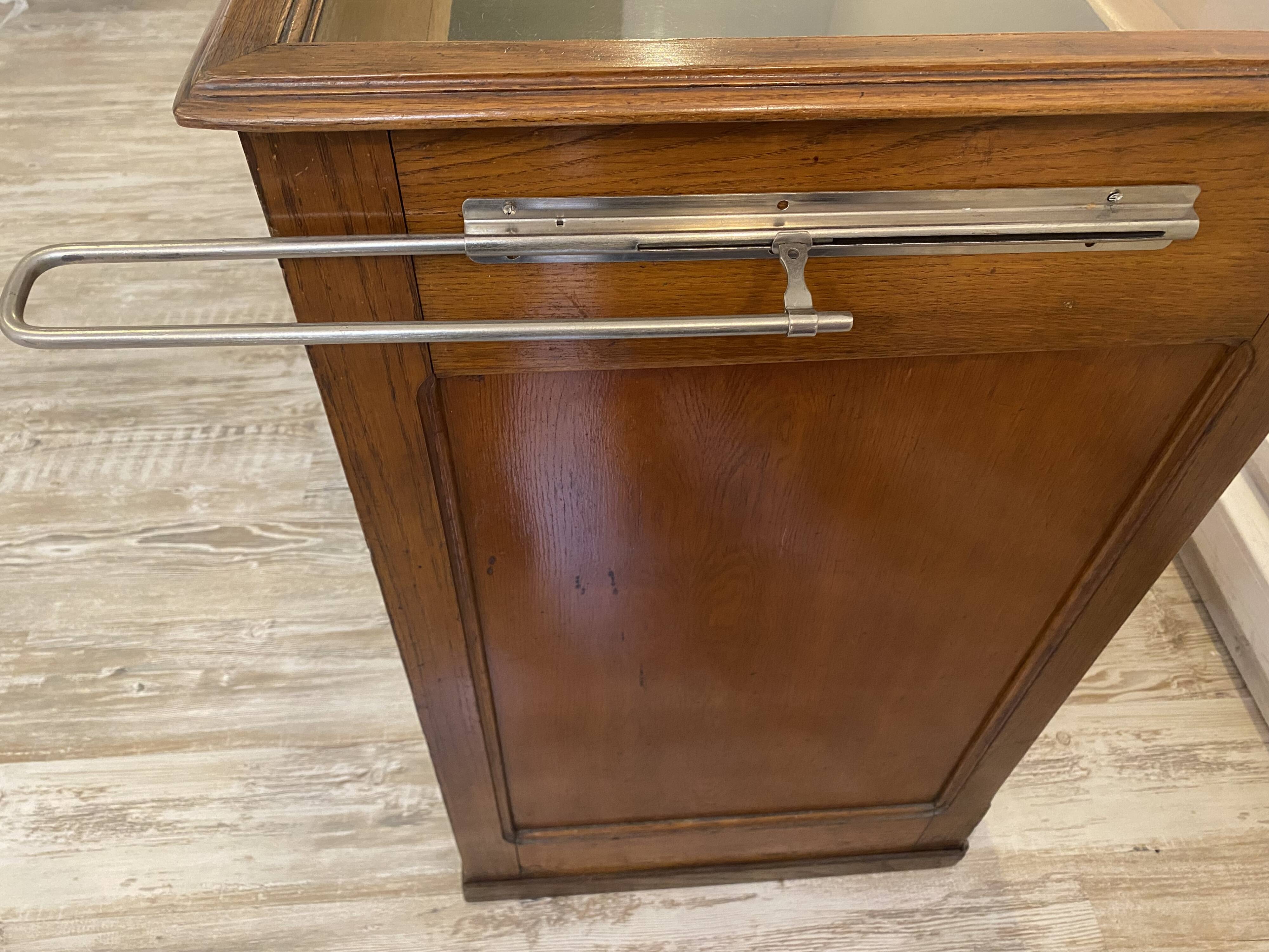 Haberdashery Furniture – Trade Counter