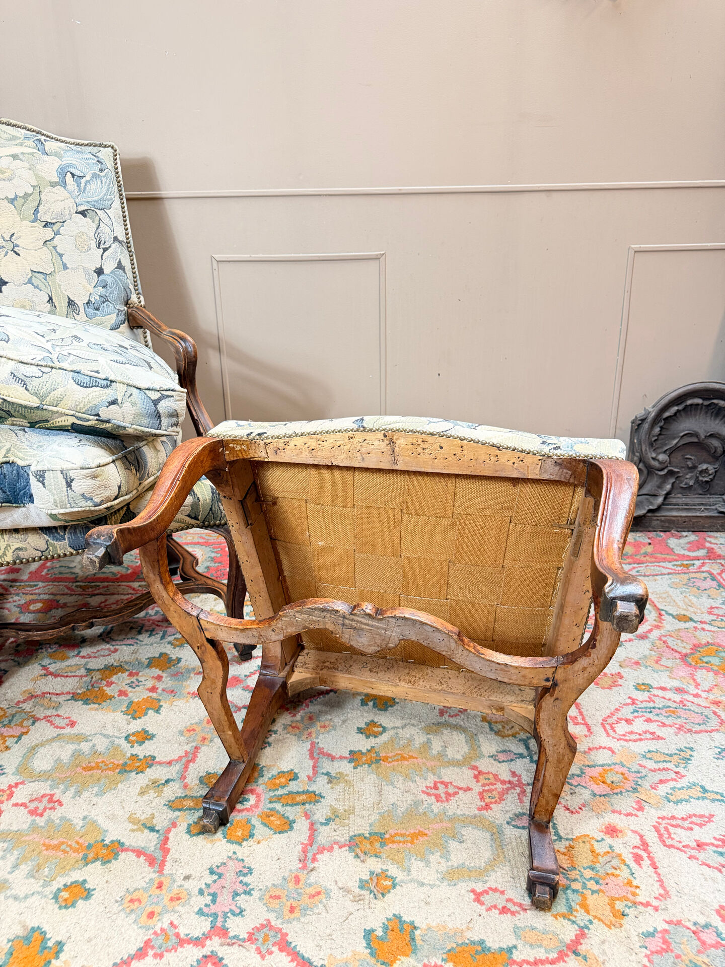 PAIR OF WALNUT ARMCHAIRS FROM THE LOUIS XV XVIII CENTURY