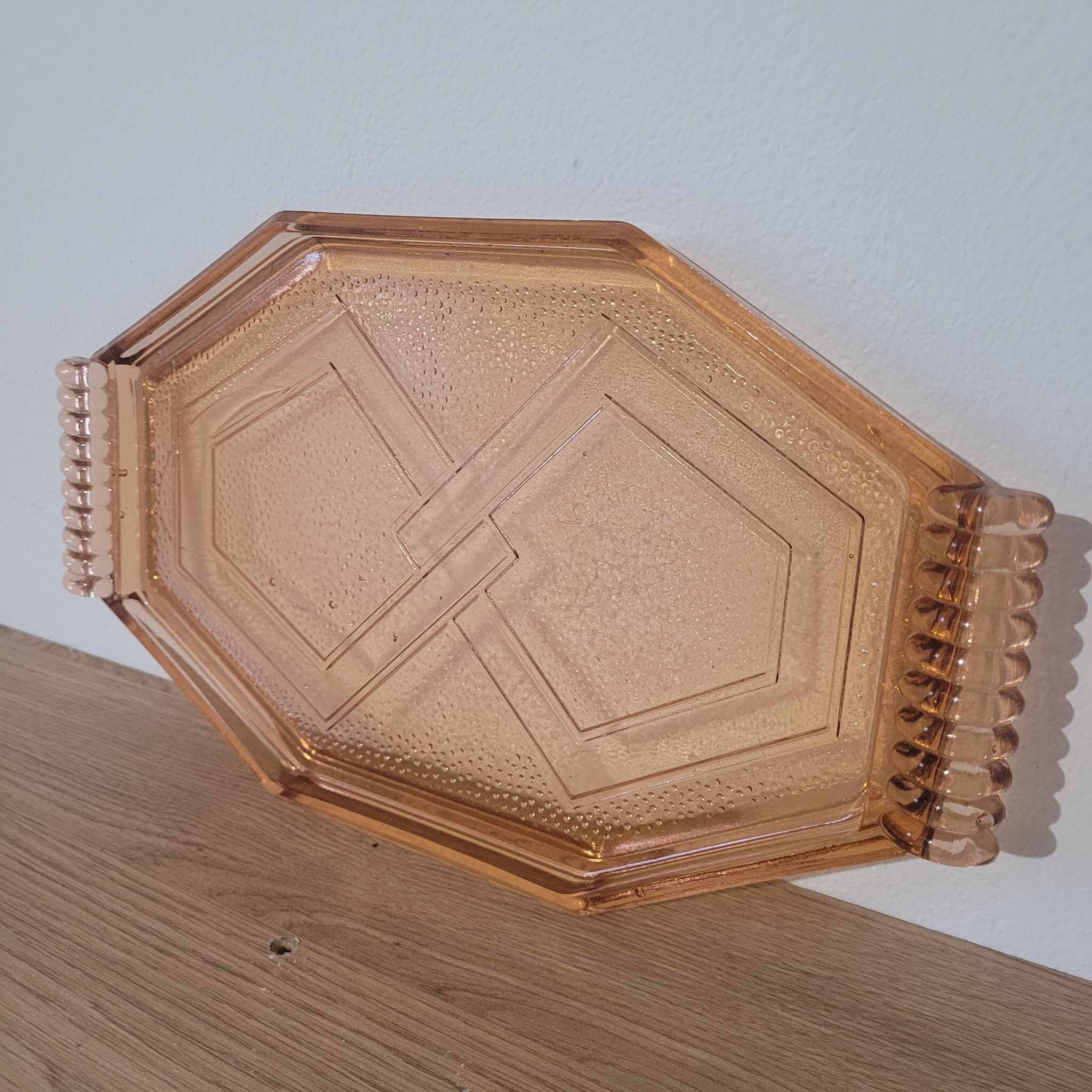 Art deco dish rosaline arcoroc