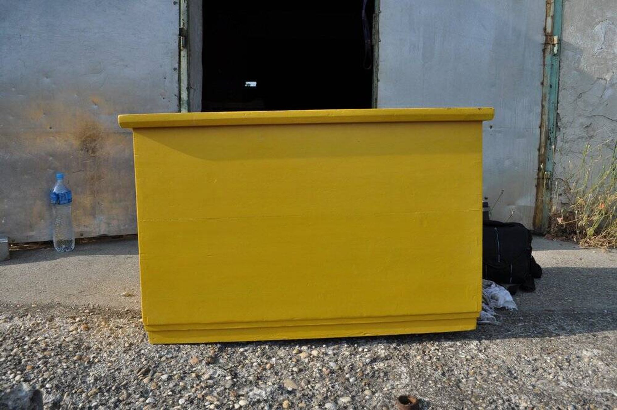 Large yellow painted pine farmhouse chest of drawers - Hungary 1940s, rustic style
