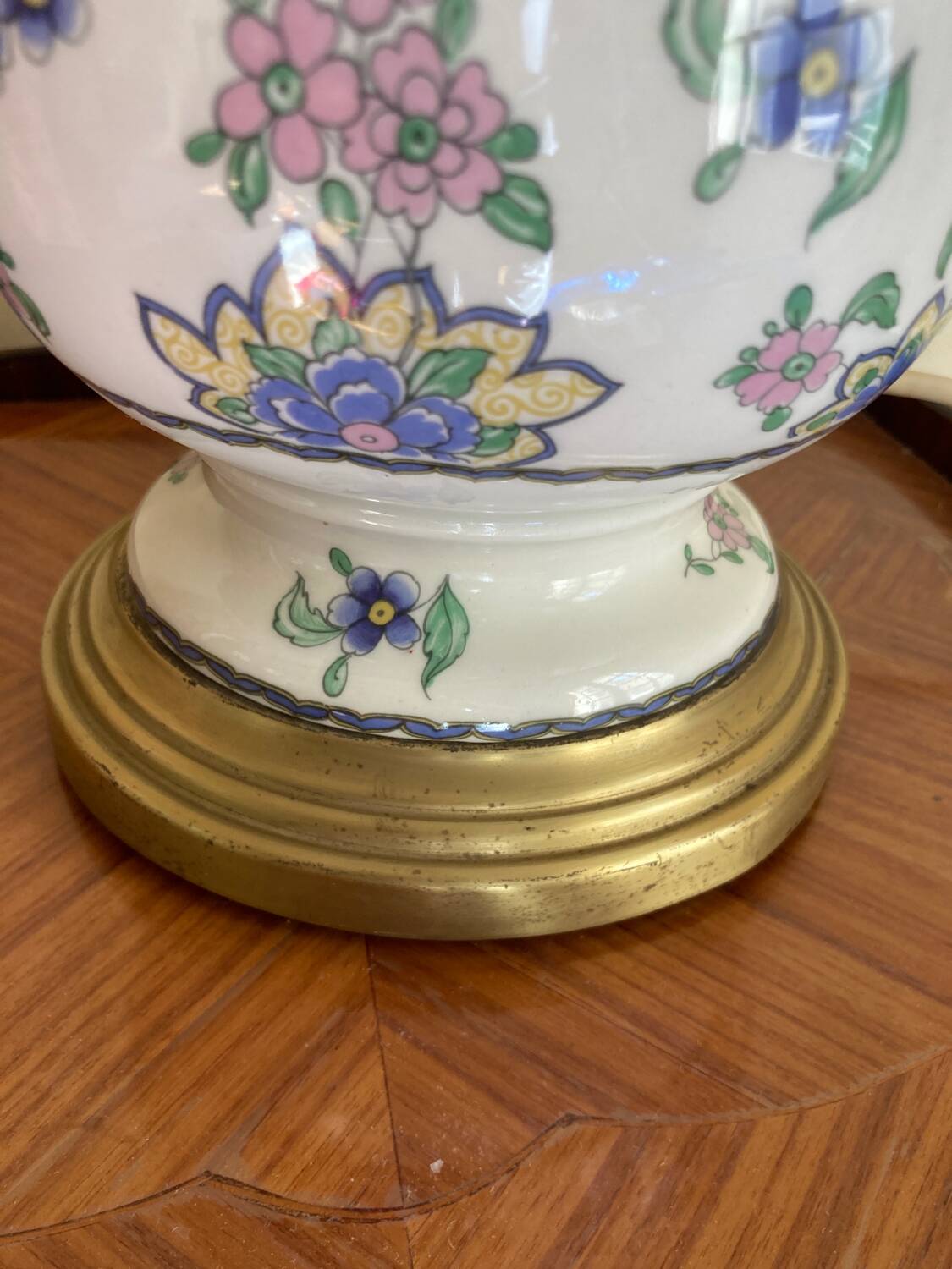 Porcelain and brass lamp base H 41cm