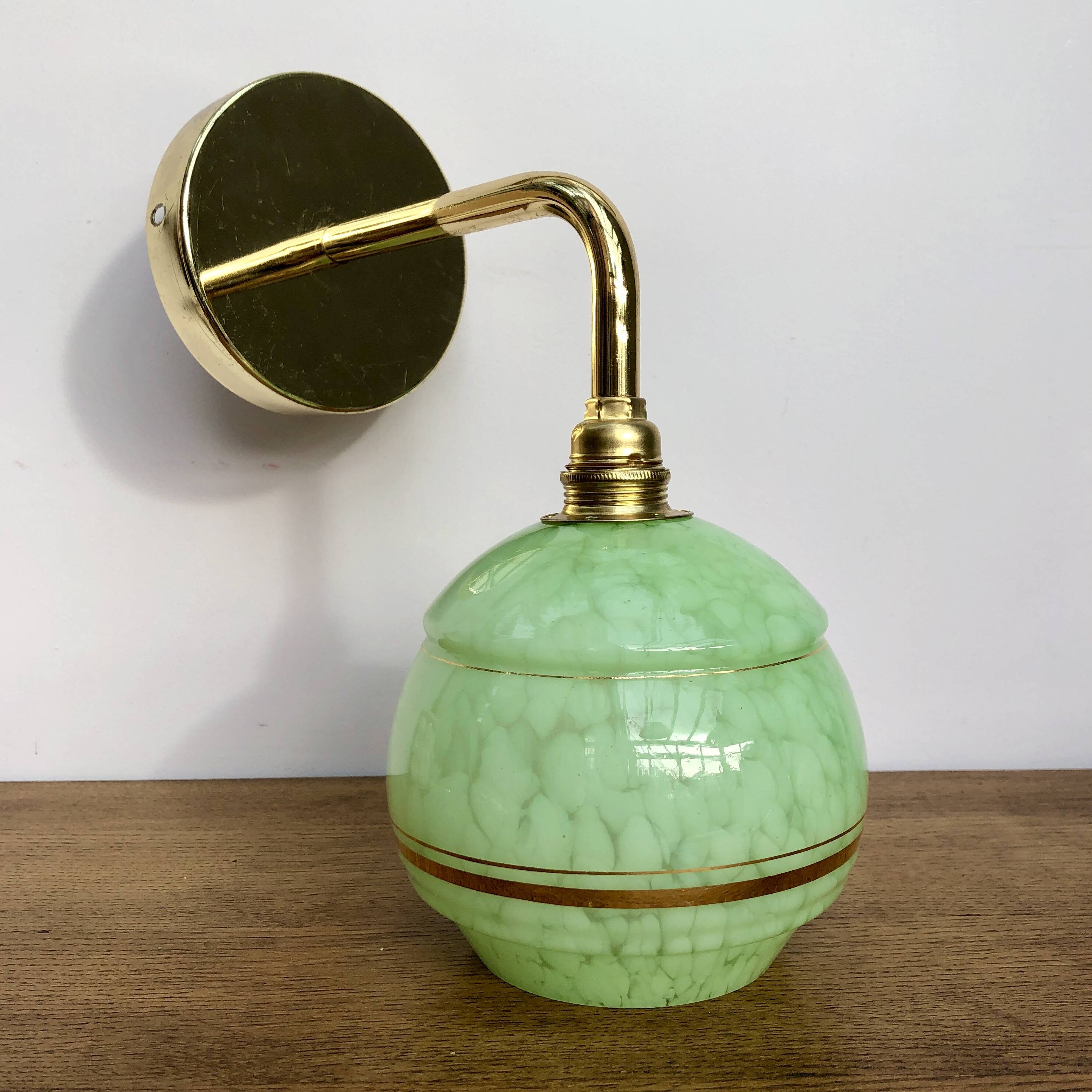 Vintage tulip wall lamp in mint green and gold Clichy glass