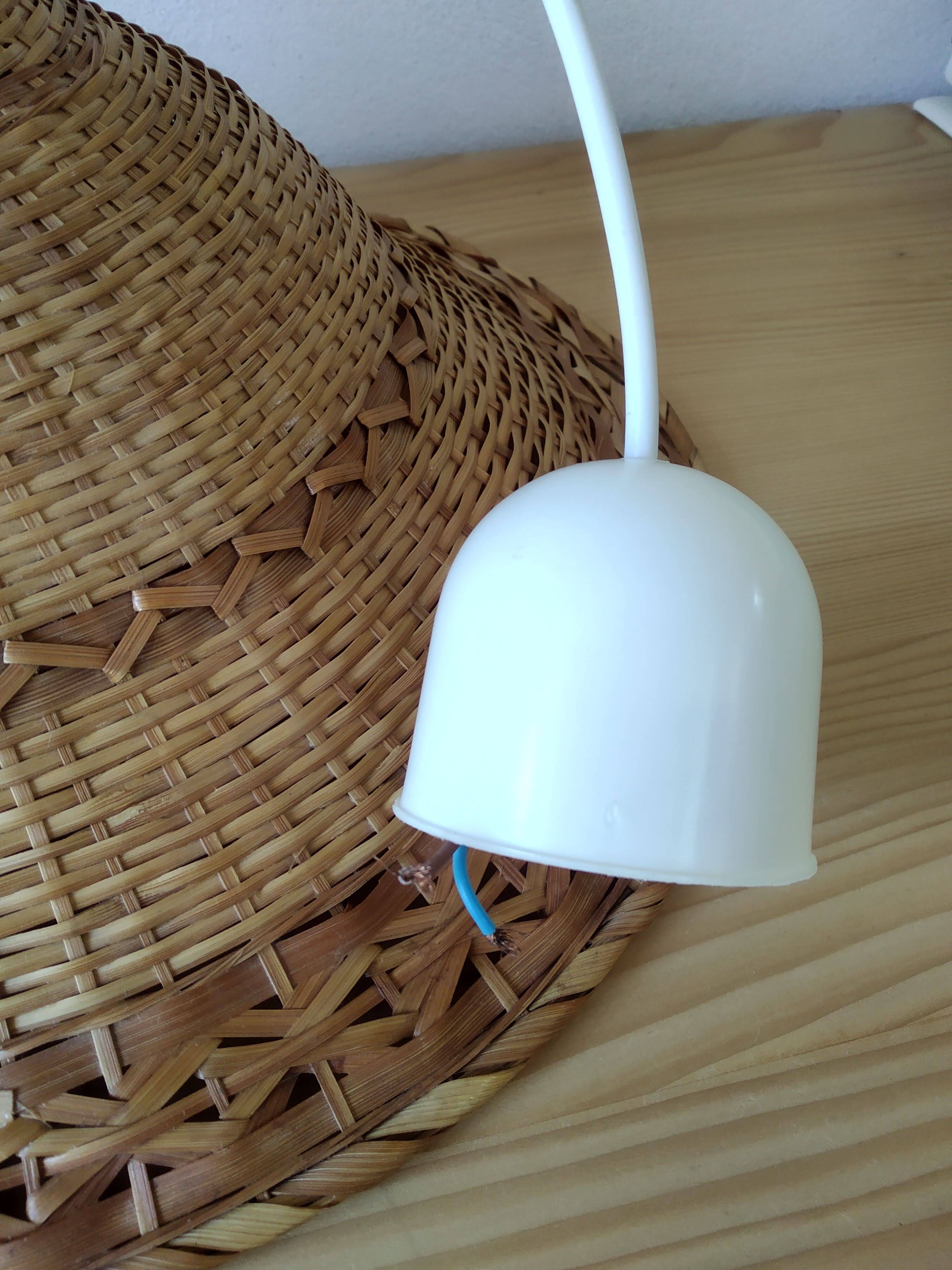Rattan pendant light
