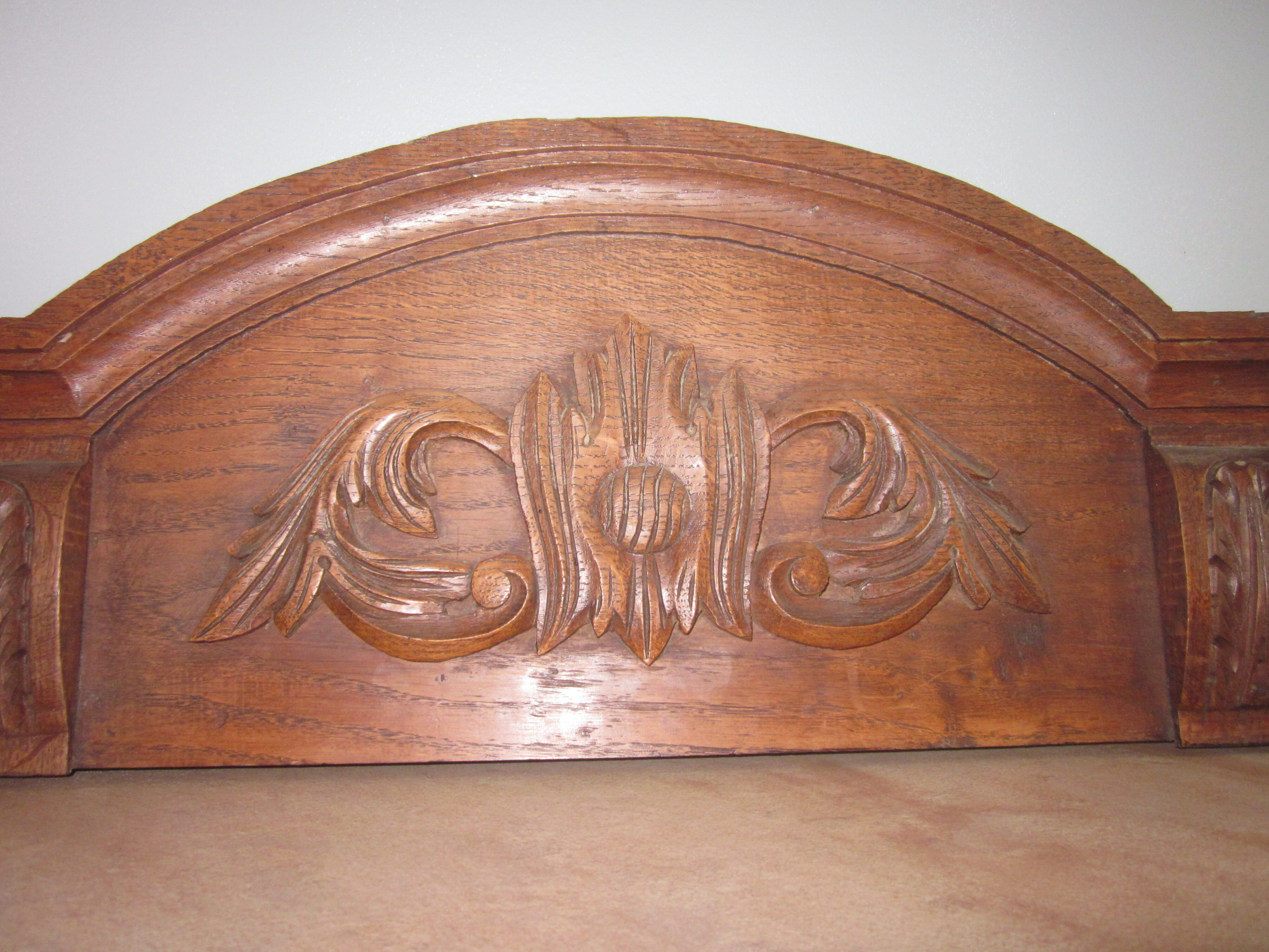 Old pediment in chene