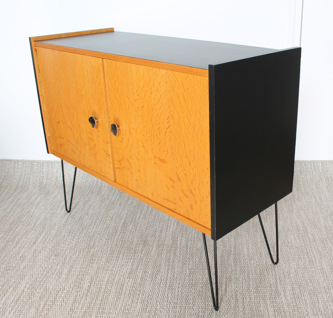 Buffet down vintage needle feet