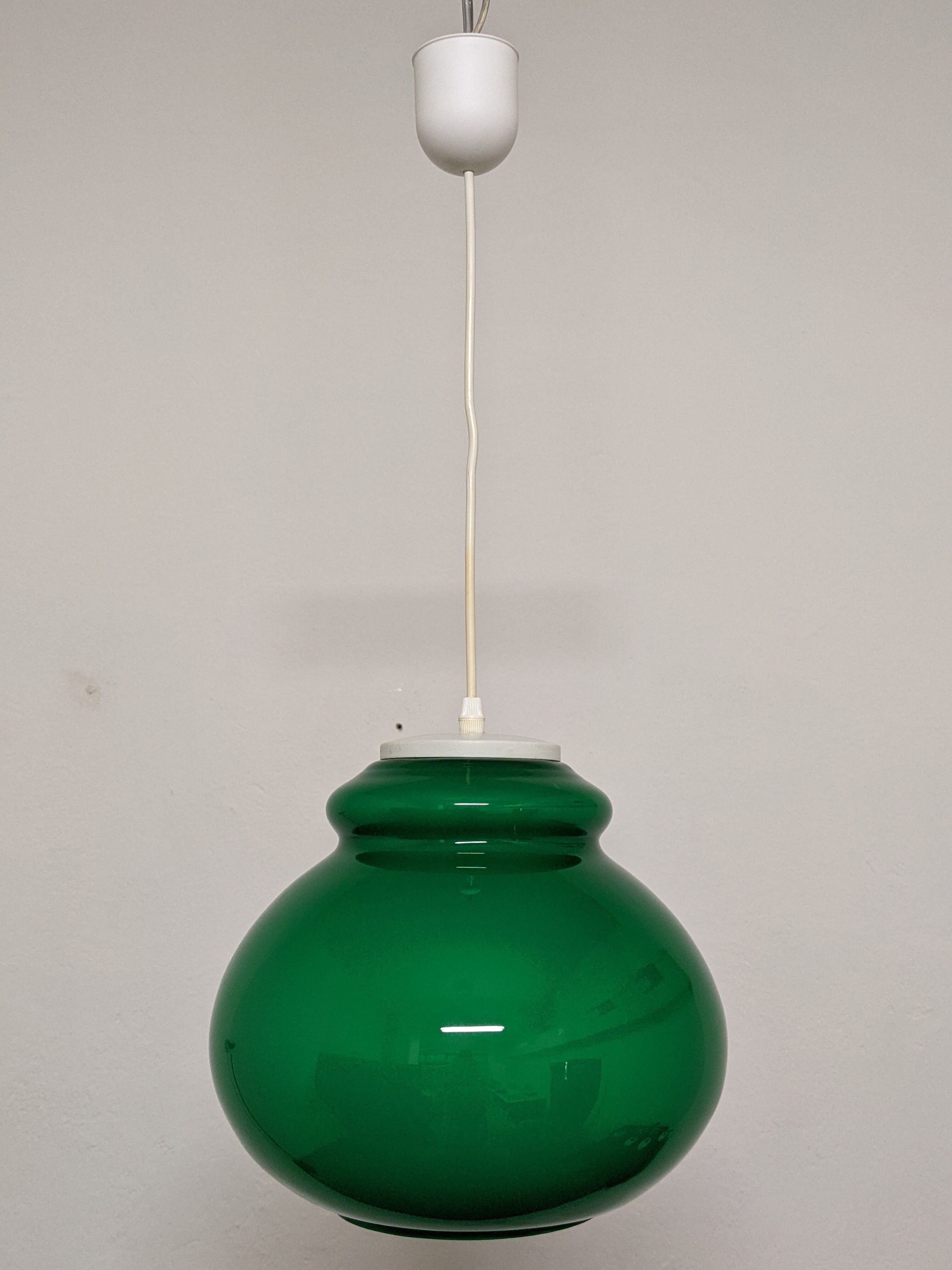 Green opaline suspension from the 60s/70s
