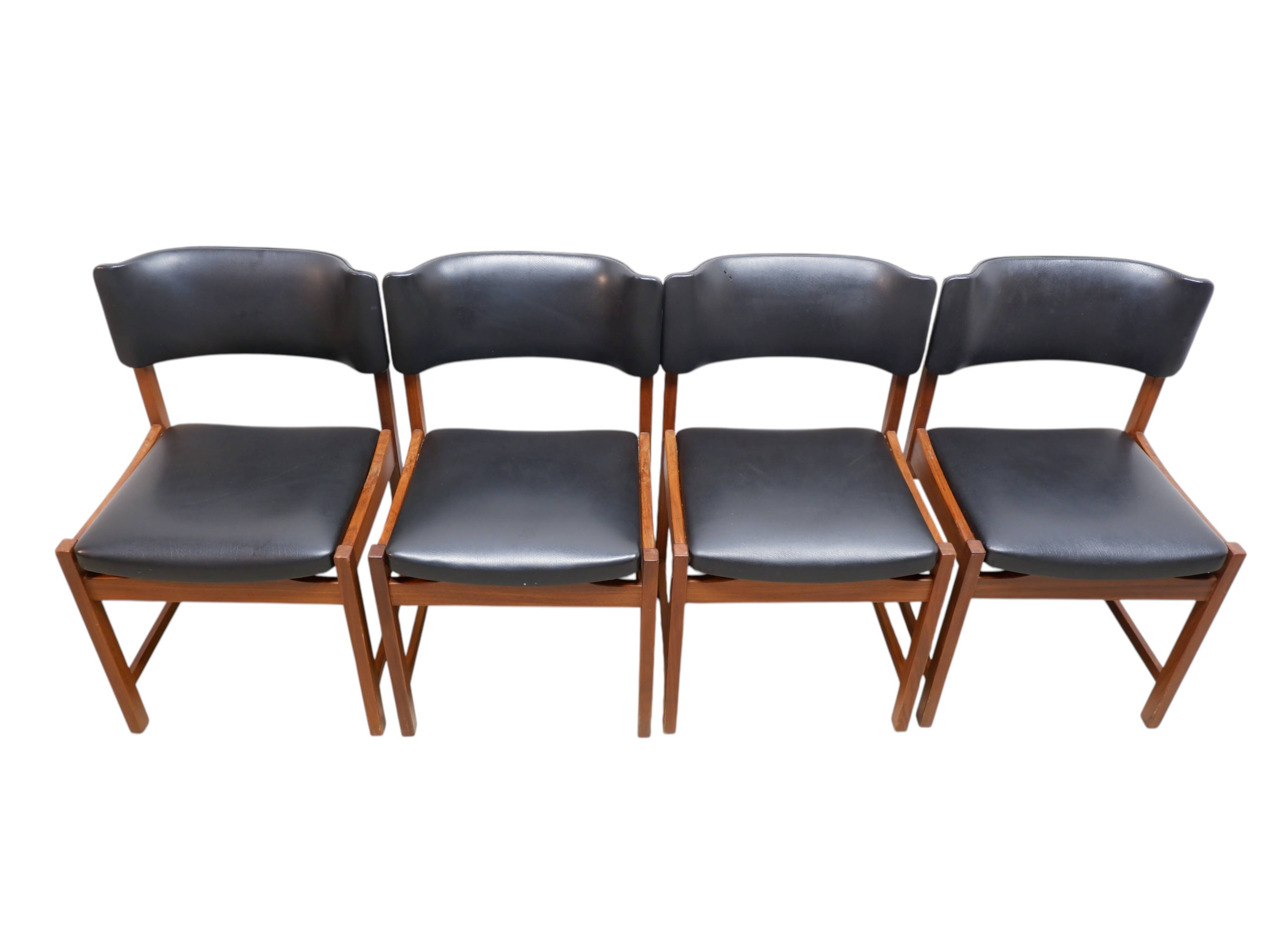 Set of 4 vintage dining chairs, 1960s