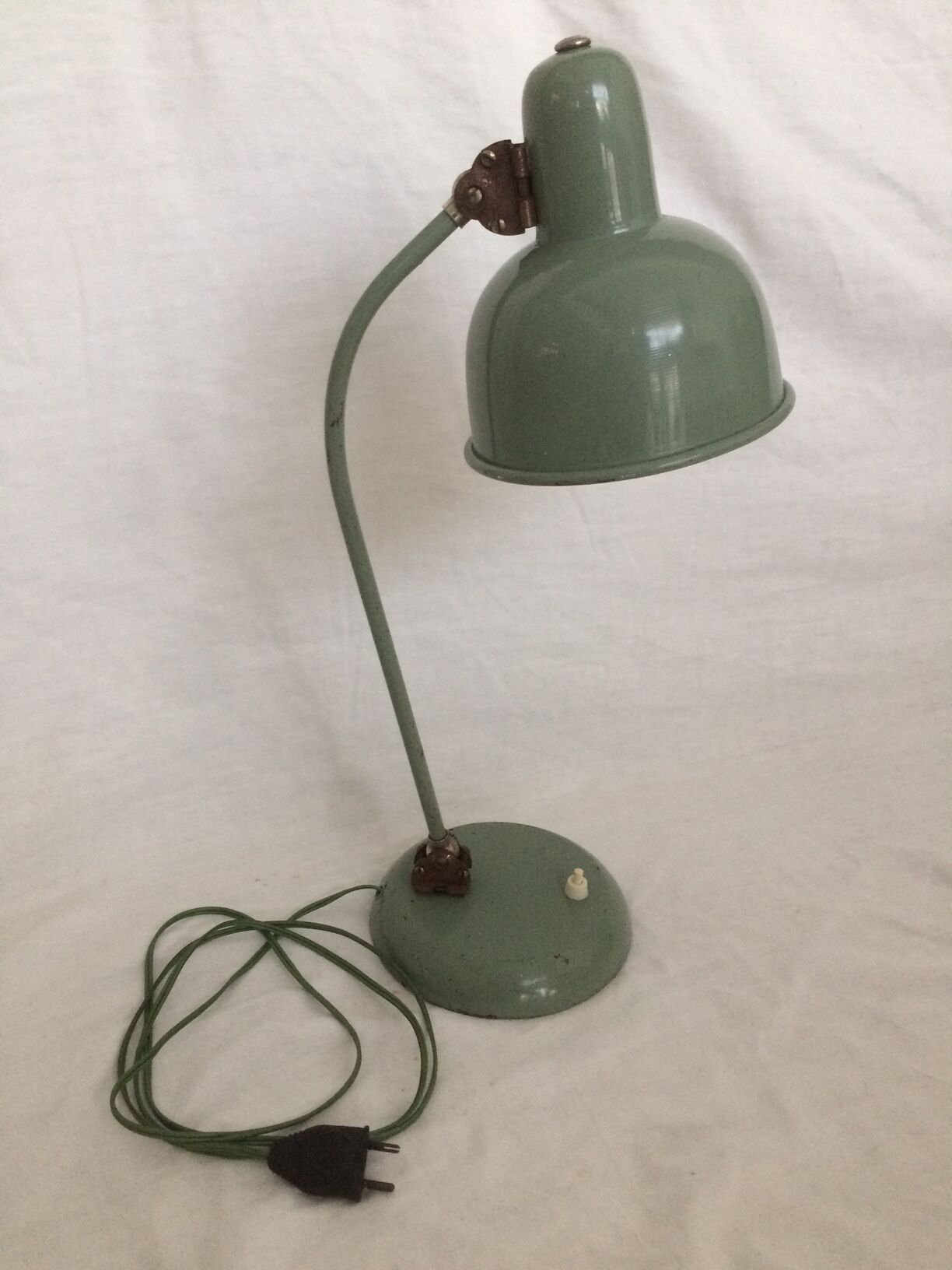 Industrial table lamp