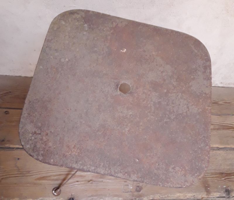 Pedestal table, wrought iron garden table