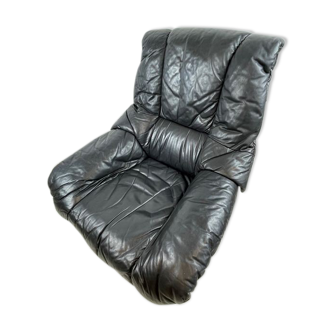 Italian armchair in black vintage leather