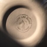 Strawberry-decorated slip plate