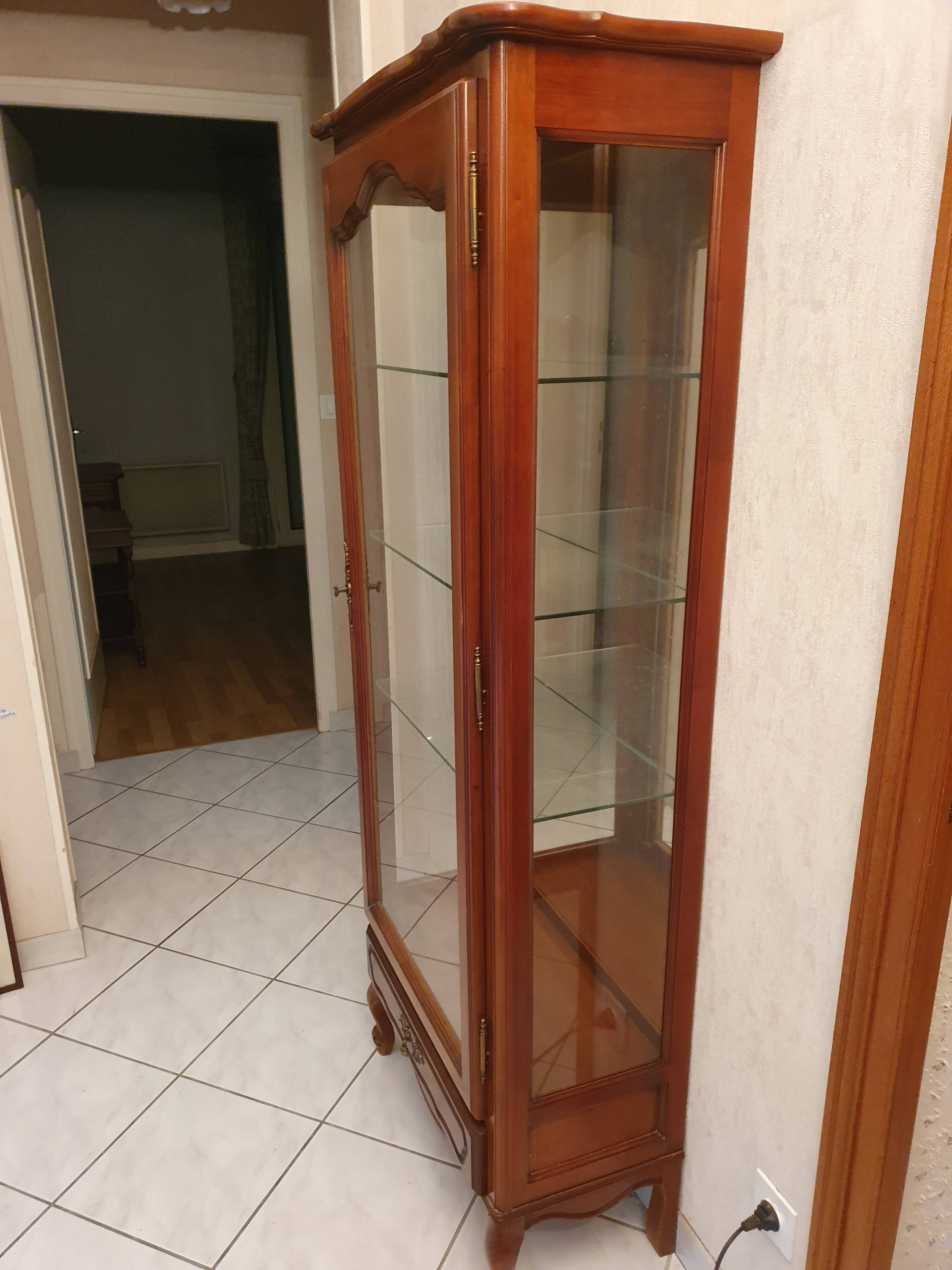Vitrine en merisier