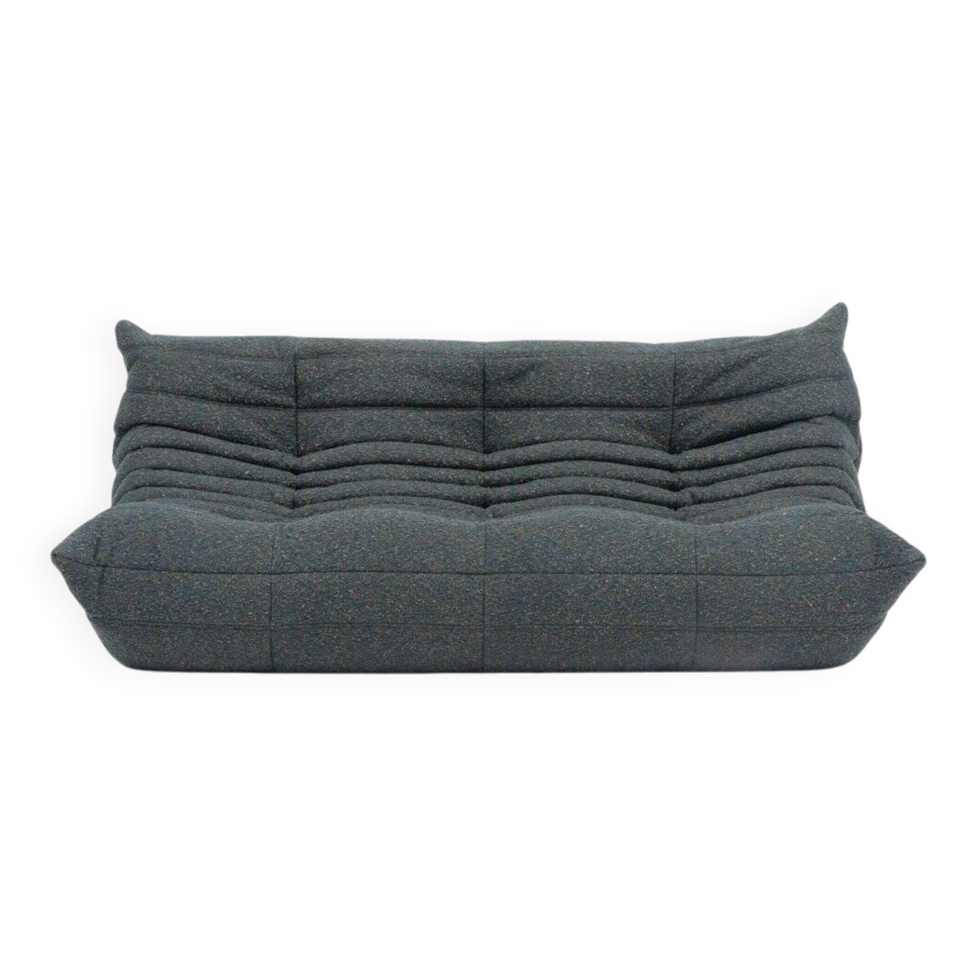 Canapé trois places Togo en bouclé vert par Michel Ducaroy pour Ligne Roset