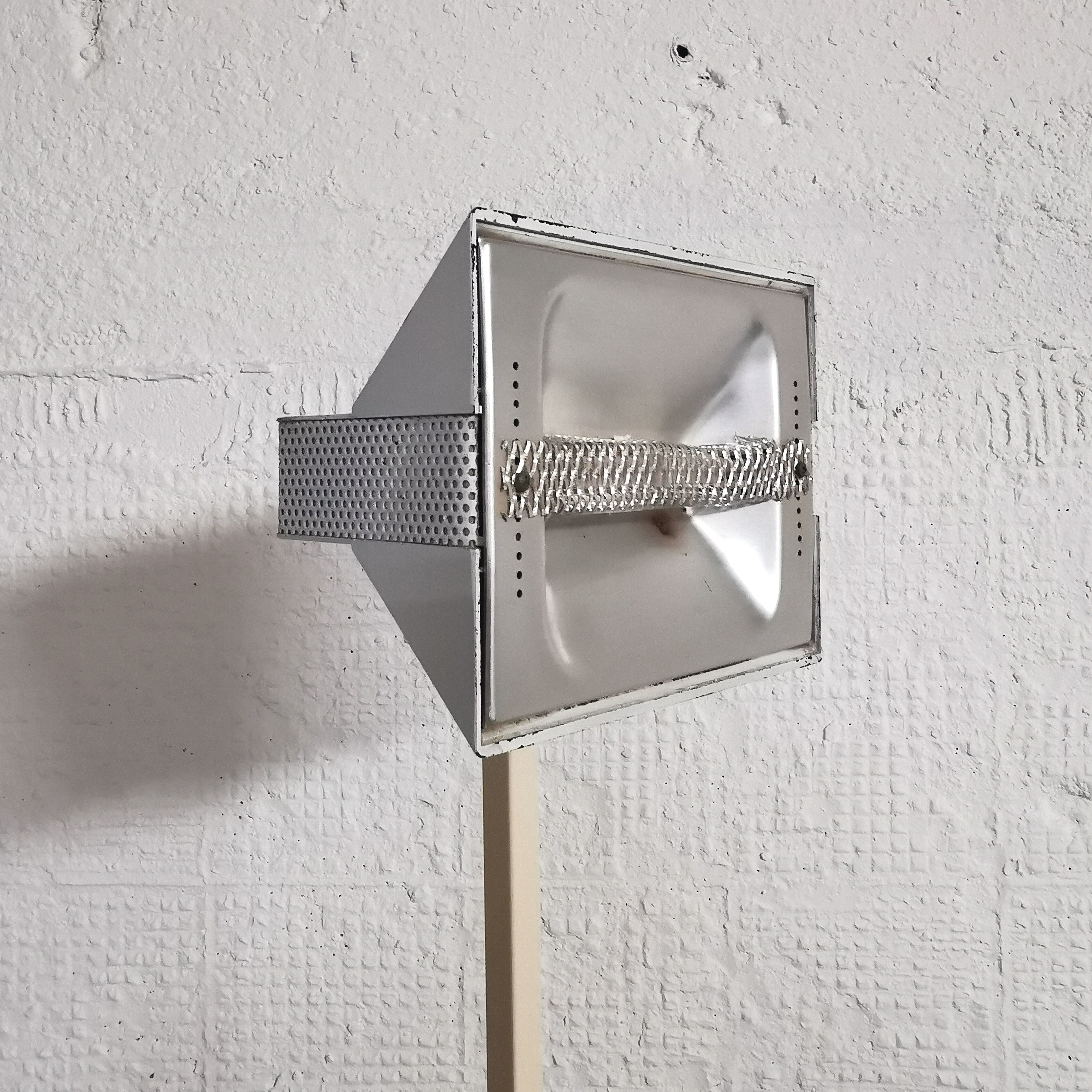 White halogen lamppost, Valenti, 1980