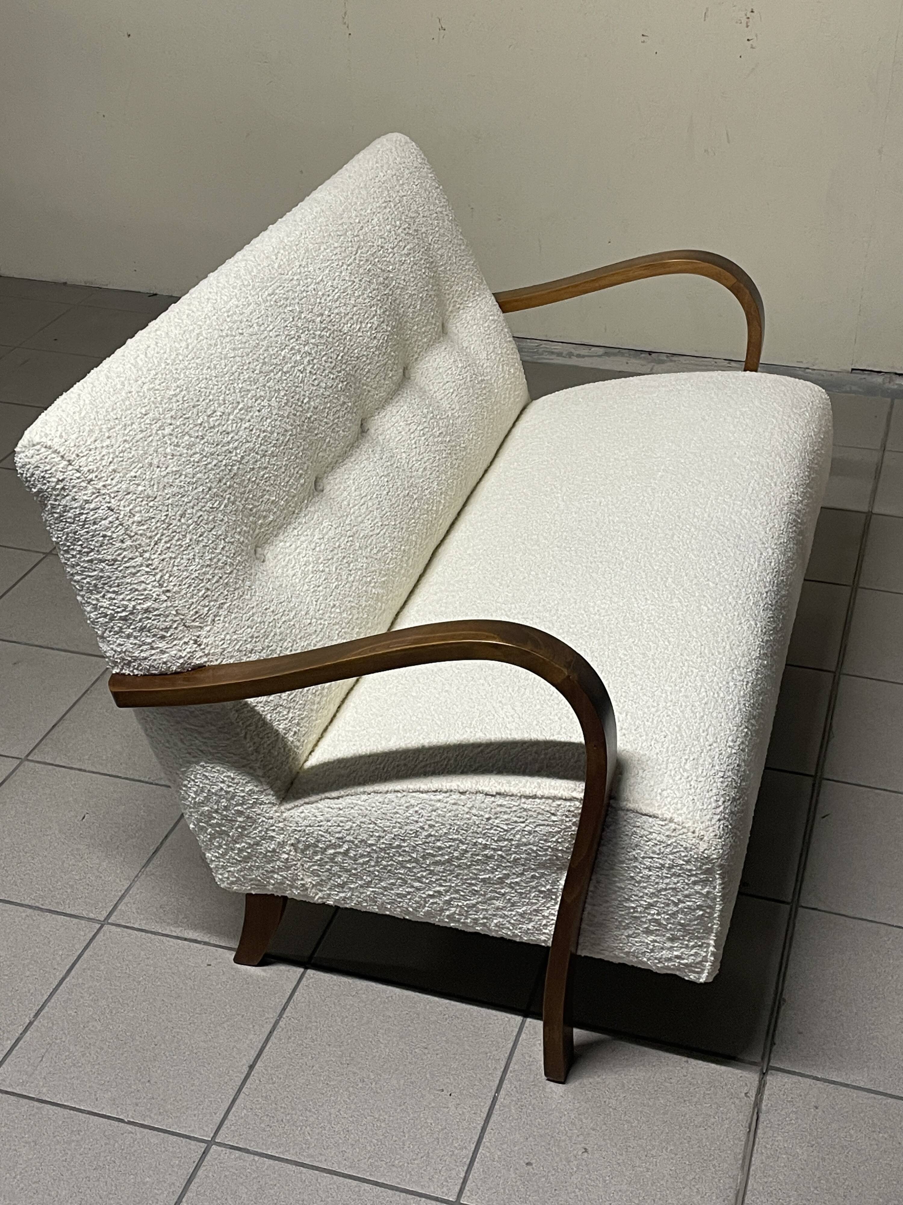 Canapé des années 1940 en bois et tissu bouclé, production italienne
