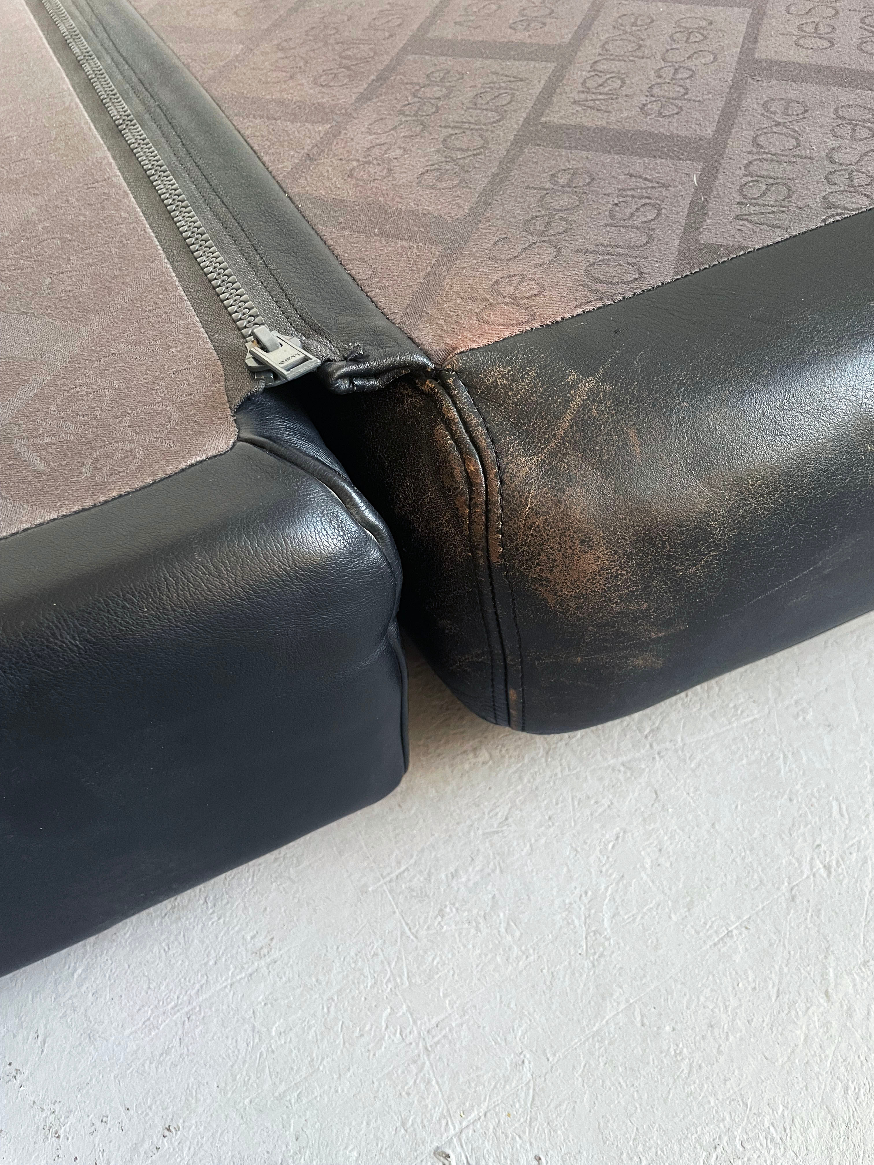 De sede 'ds-77' sofa bed in black leather, 1-seater module