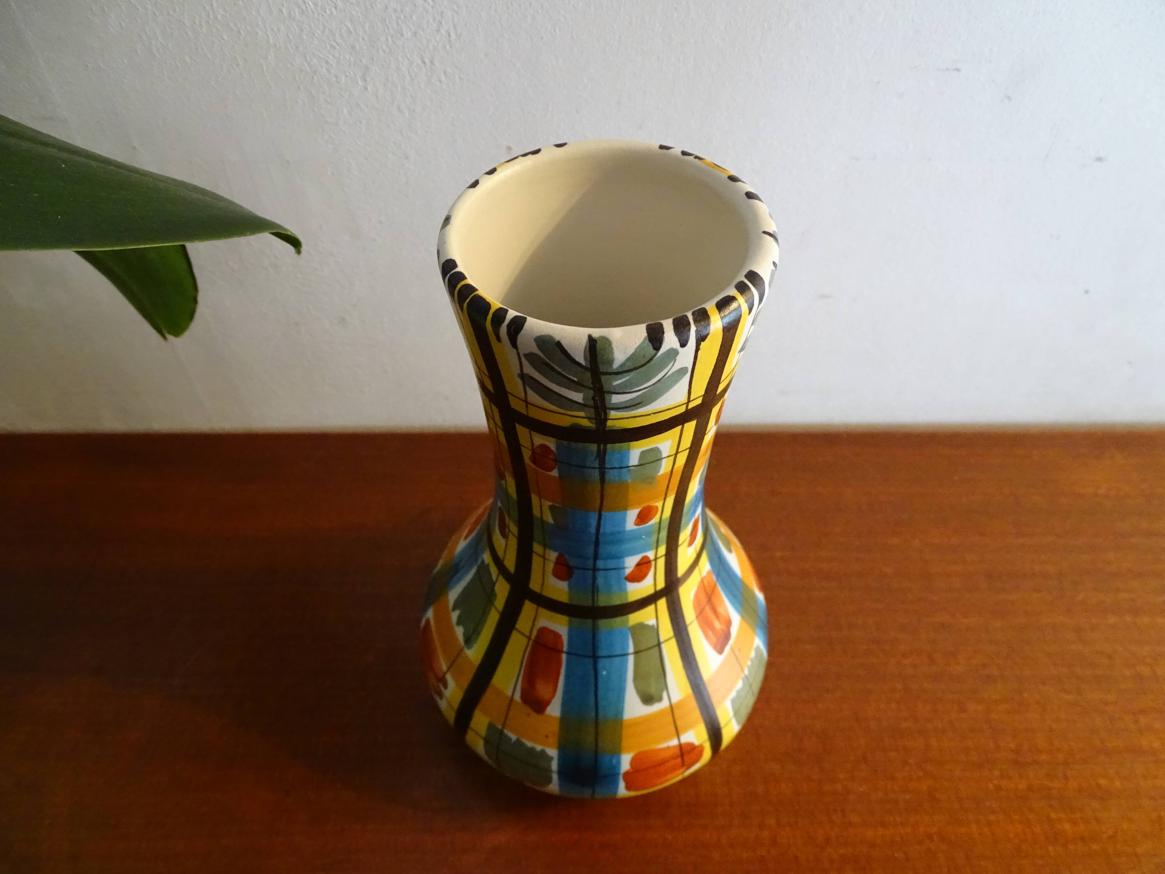 Vase Keraluc Quimper vintage 60's 70's with geometric decorations