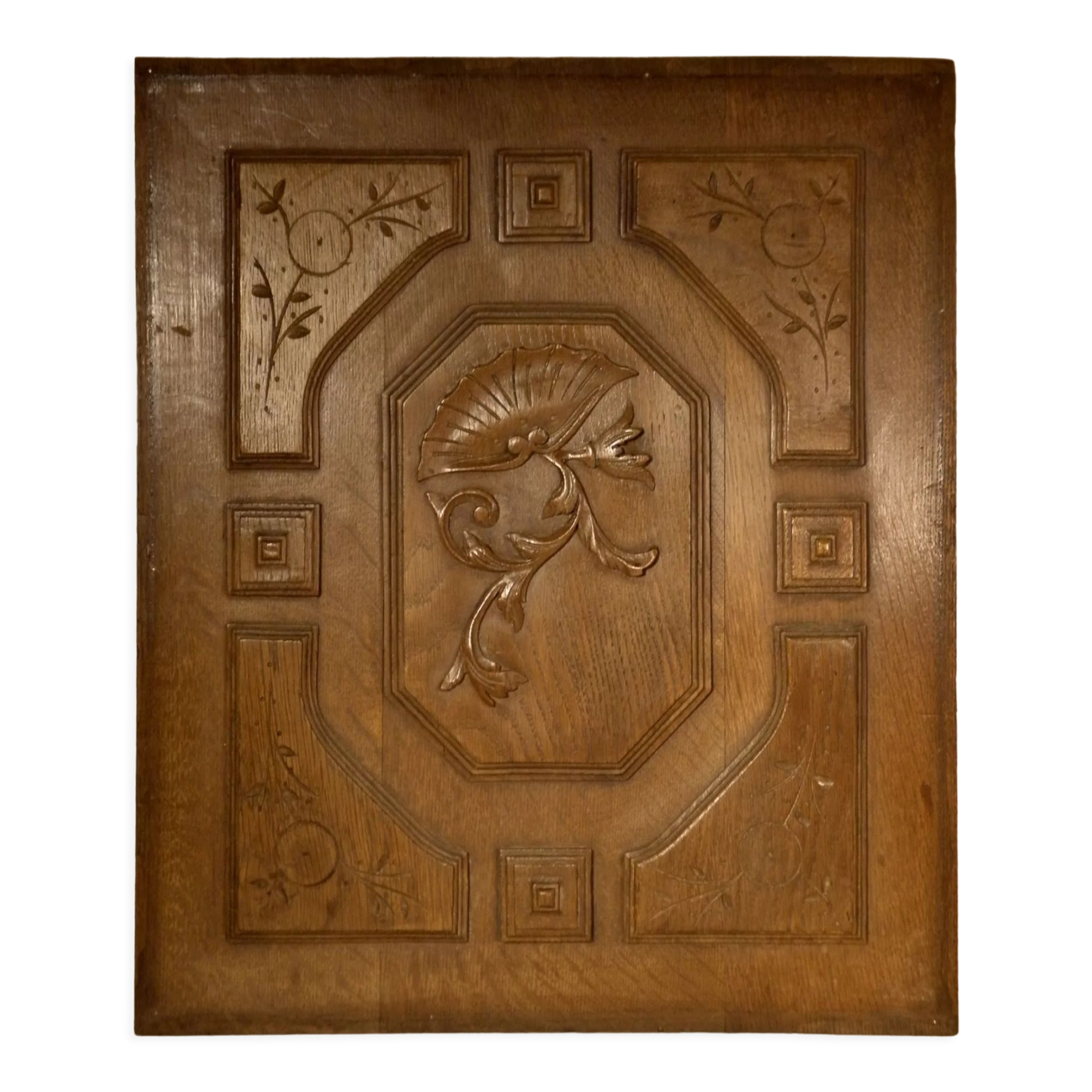 Panneau en bois sculpté 54 x 45 cm