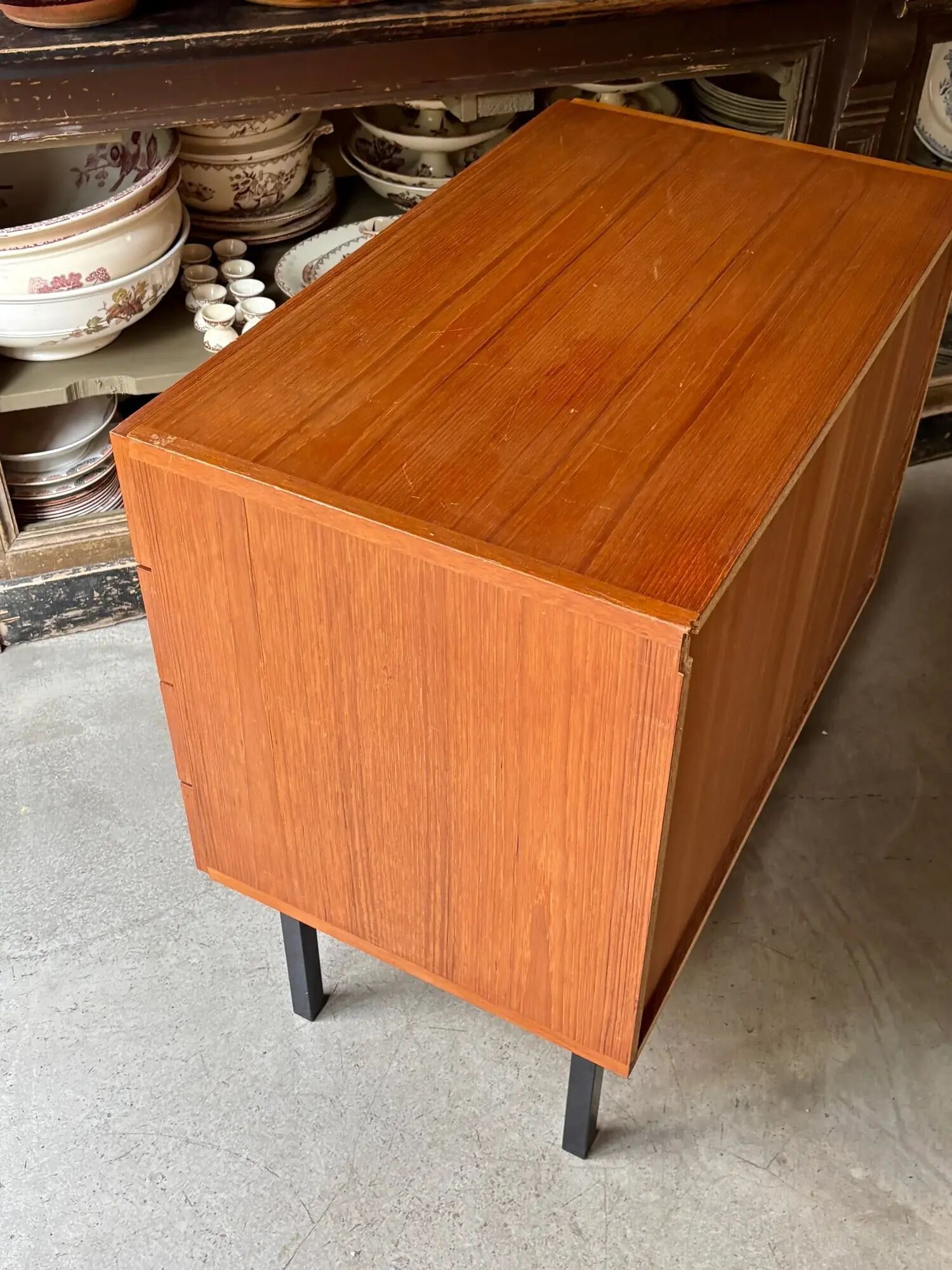 Chest of drawers with 4 drawers in teak attributed to Henry Walter Klein.