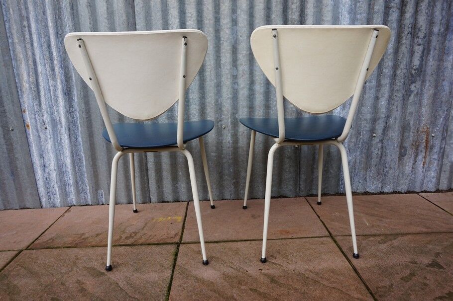 Set of 2 retro skai dining chairs in blue and white