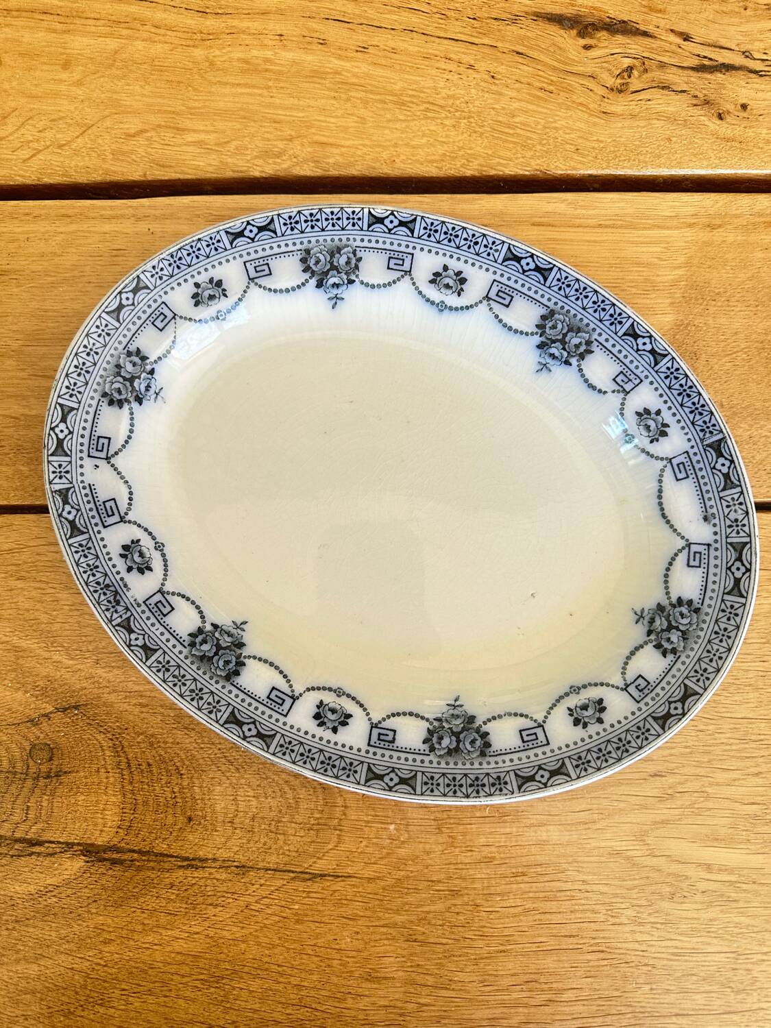 Oval English plate