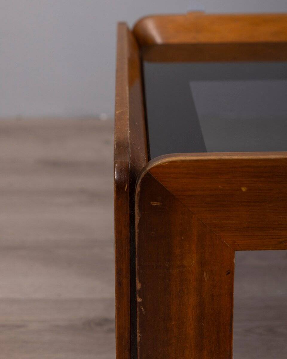 VINTAGE 1970S COFFEE TABLE IN WOOD AND GLASS DESIGNED AFRA E TOBIA SCARPA