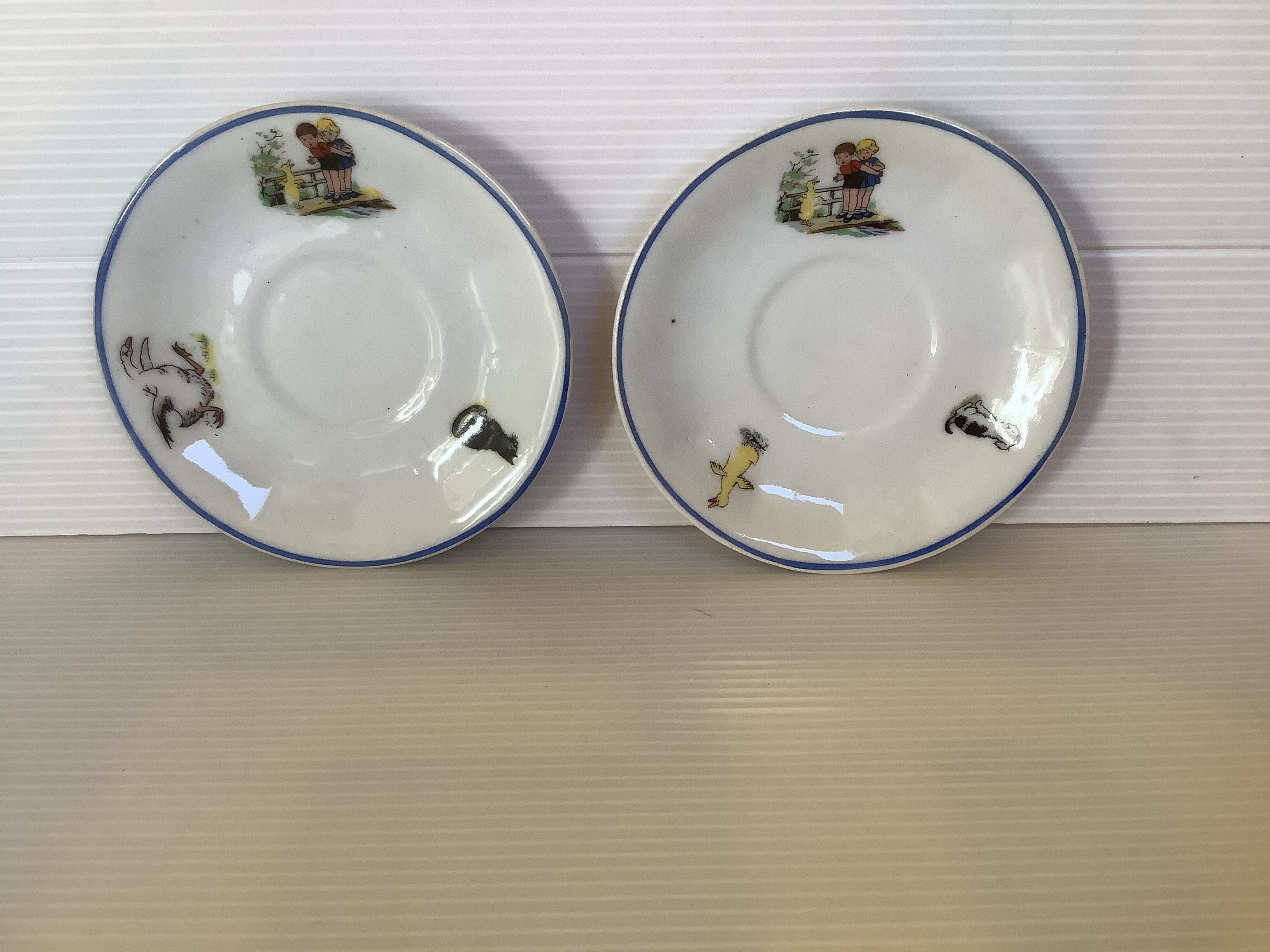 5 old Germaine Bouret style dinette cups