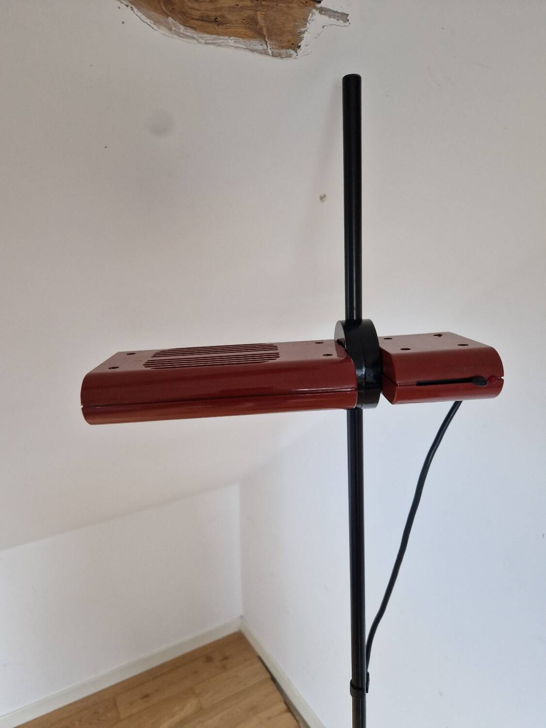 "aton terra" floor lamp - ernesto gismondi edition artemide