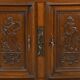 Petit Buffet Deux Corps en Noyer Massif, style Renaissance – Milieu XIXe