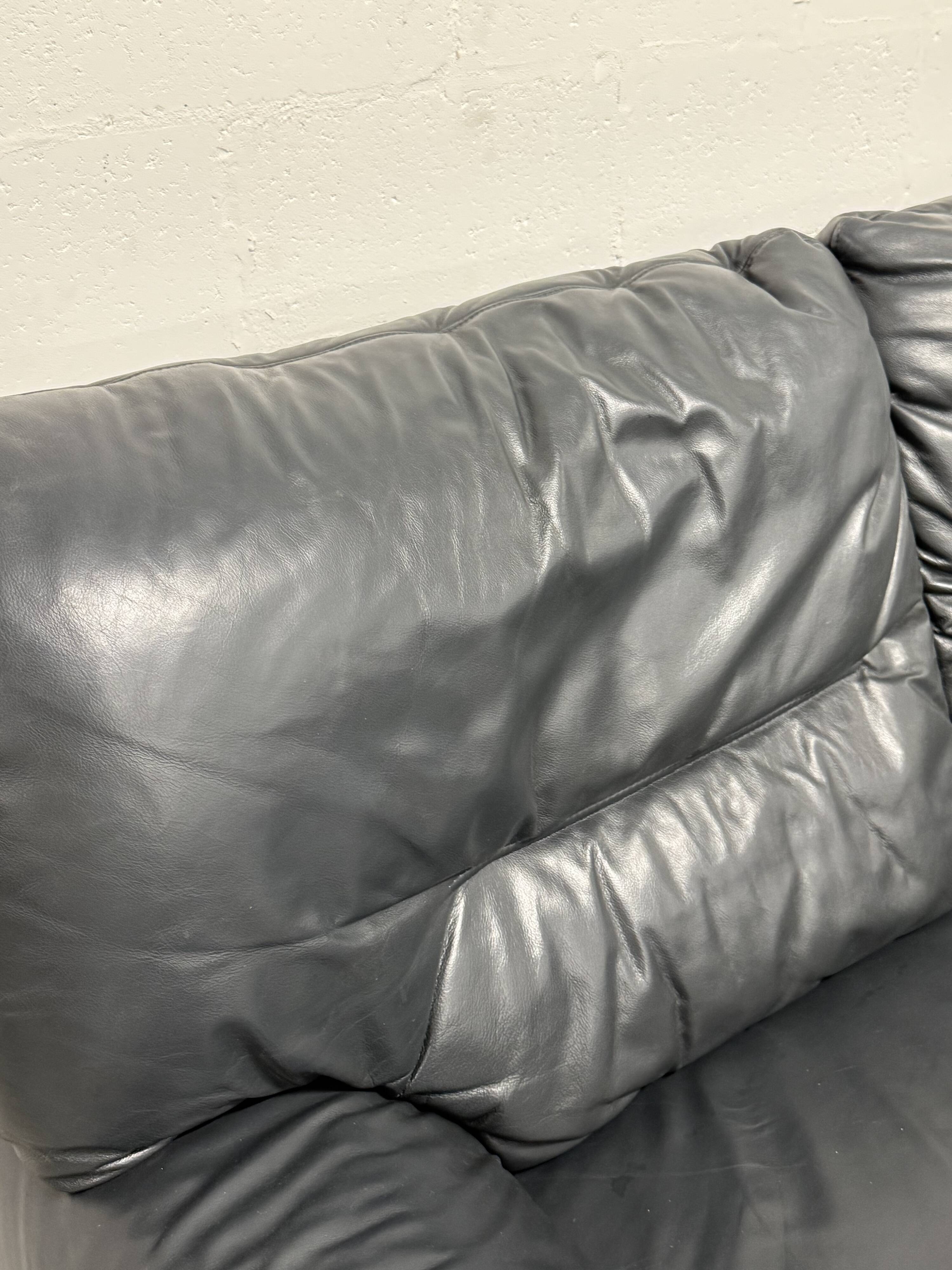 Anthracite grey leather sofa — Italian postmodern design