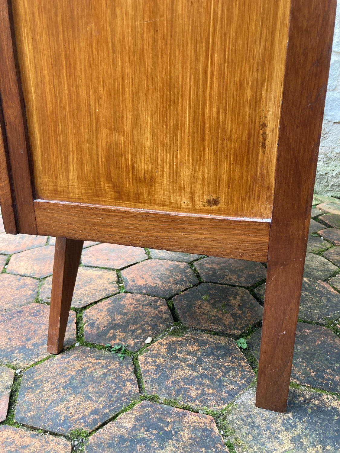 Vintage chest of drawers with tapered legs