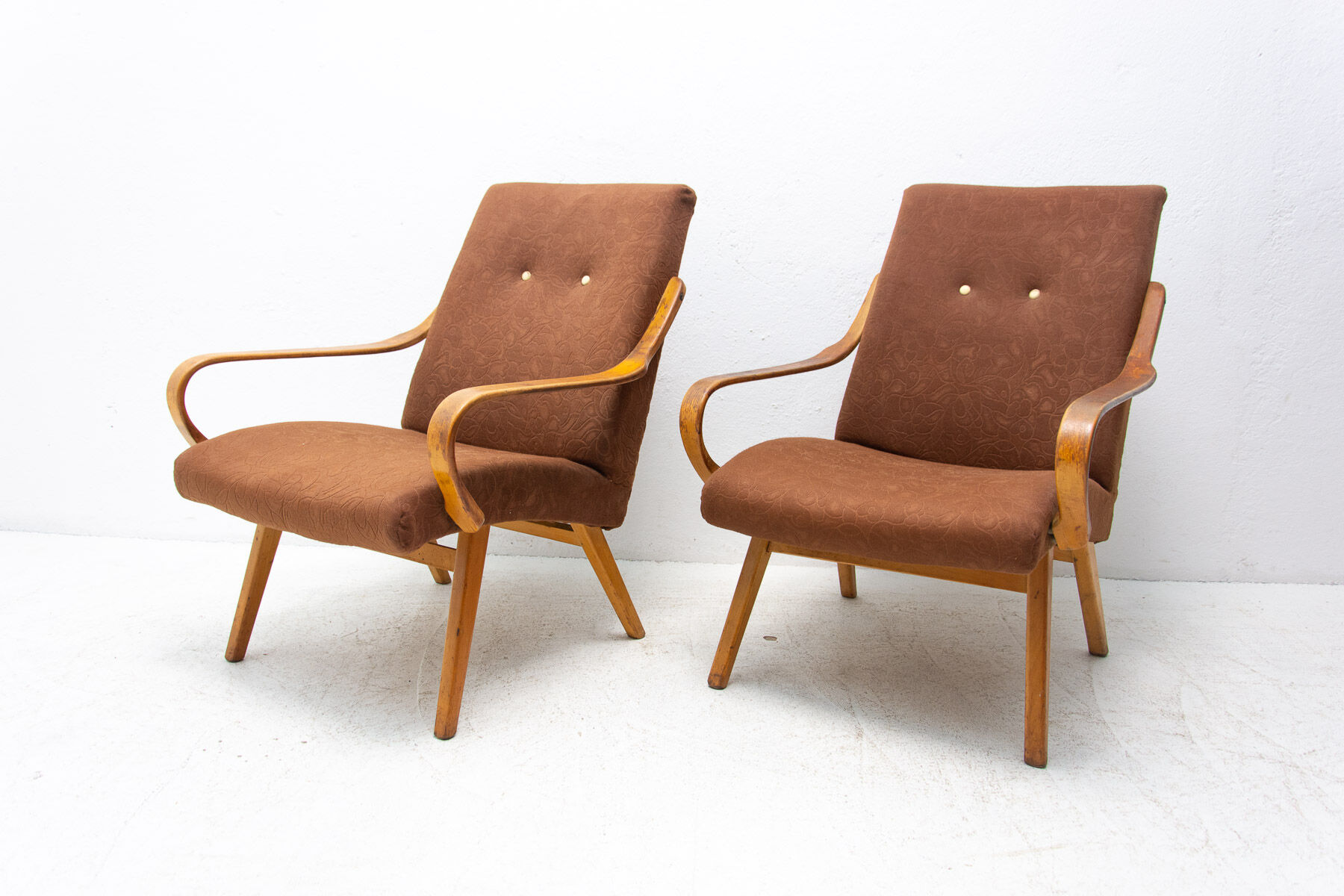 Pair of midcentury armchairs by jaroslav šmídek for jitona, 1960´s