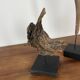 Ensemble de 2 sculptures en bois sur socle