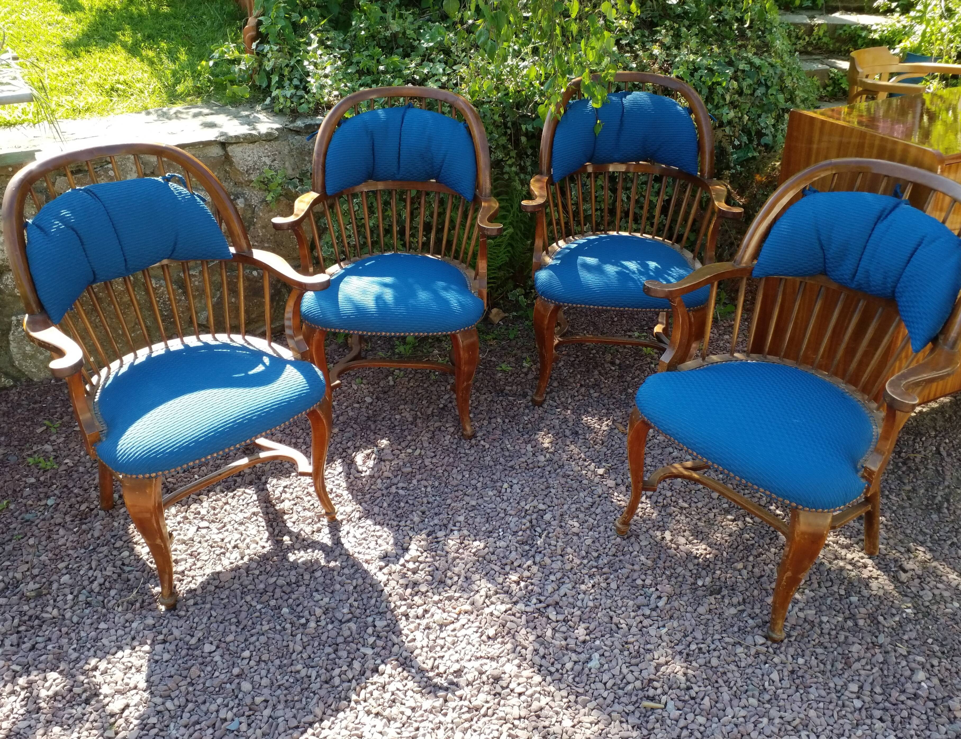 4 western chairs