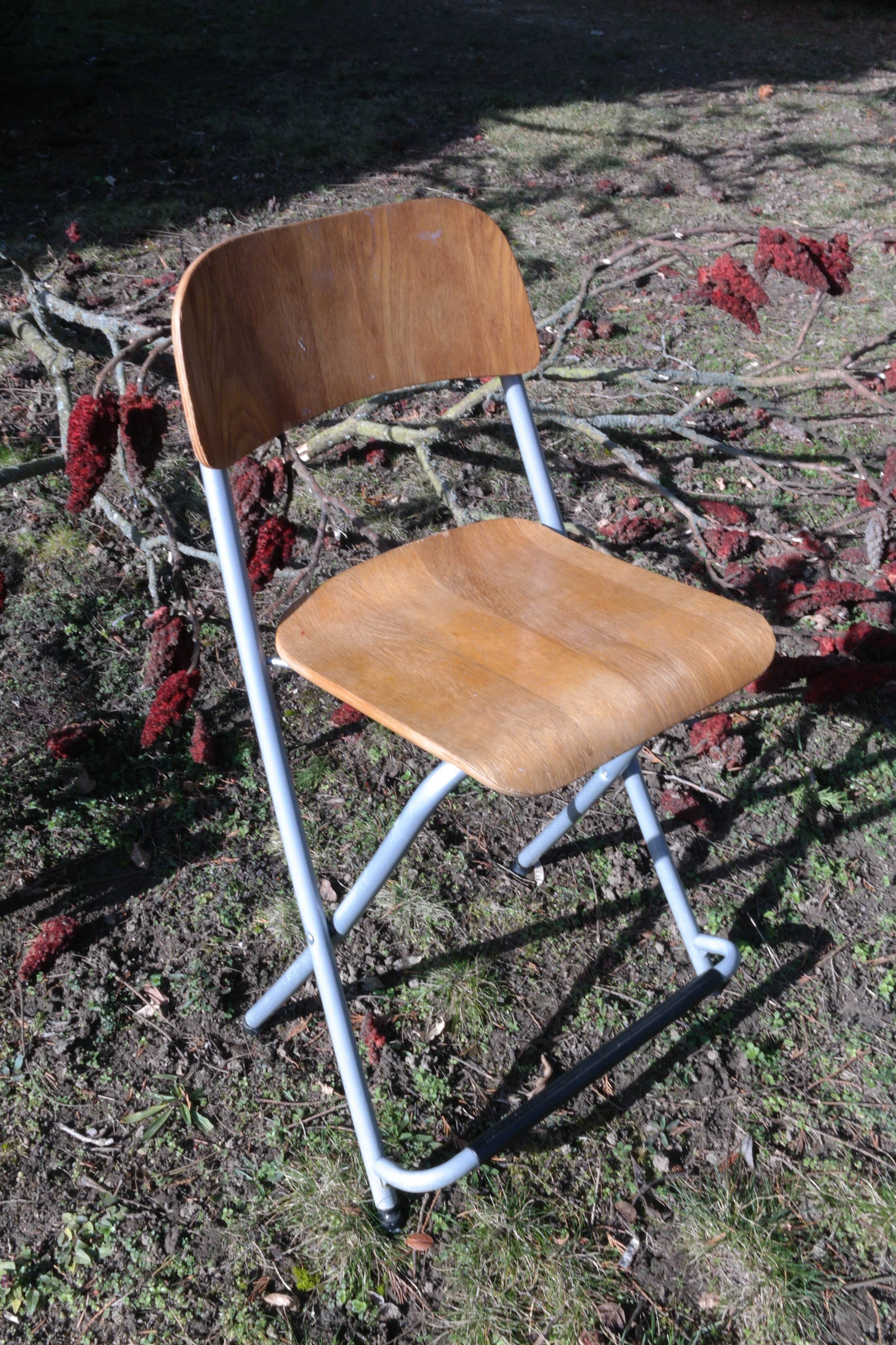 Vintage folding industrial workshop chair